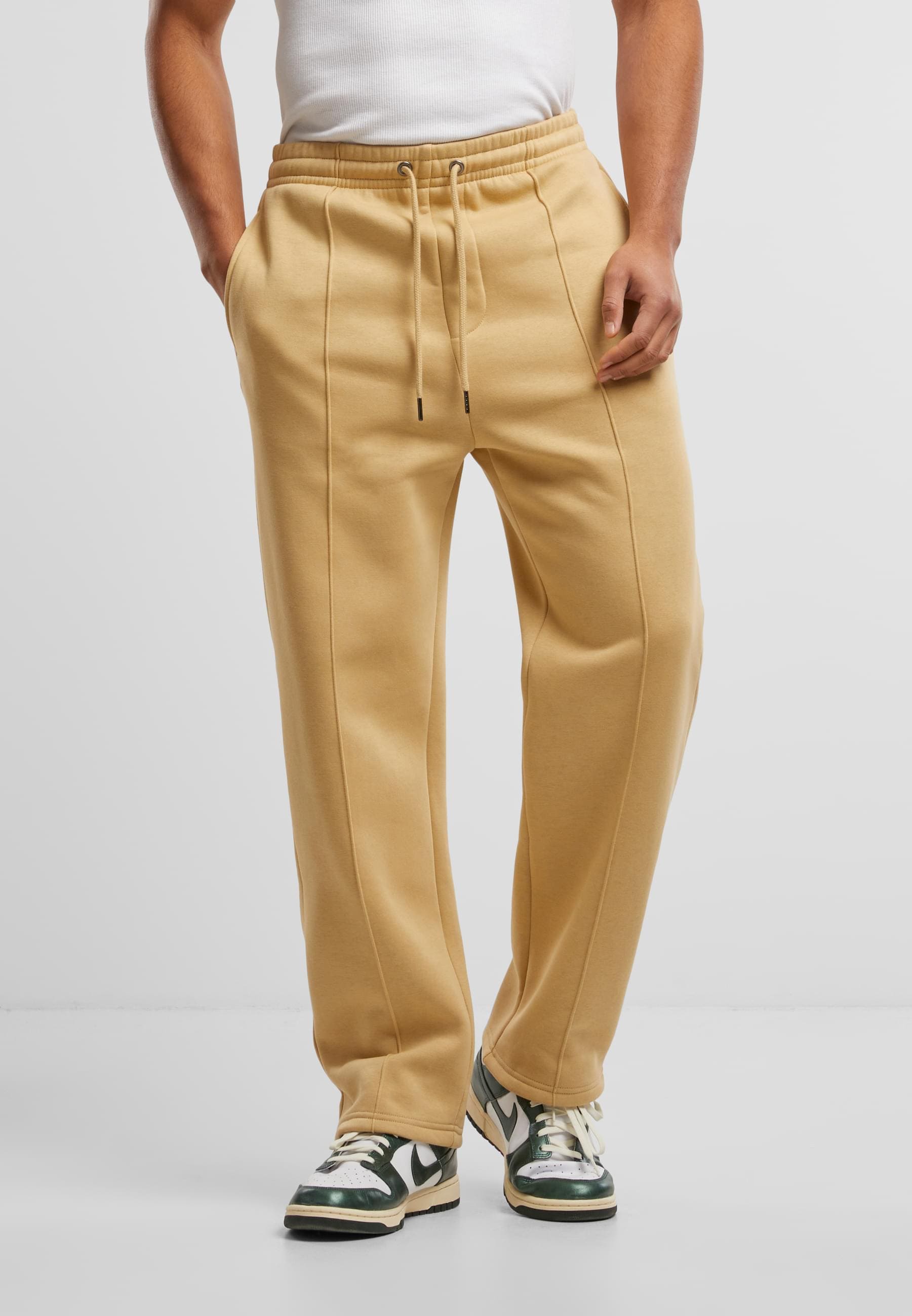 URBAN CLASSICS Jogginghose »Urban Classics Fluffy Pintuck Trackpants«, (1 tlg.)