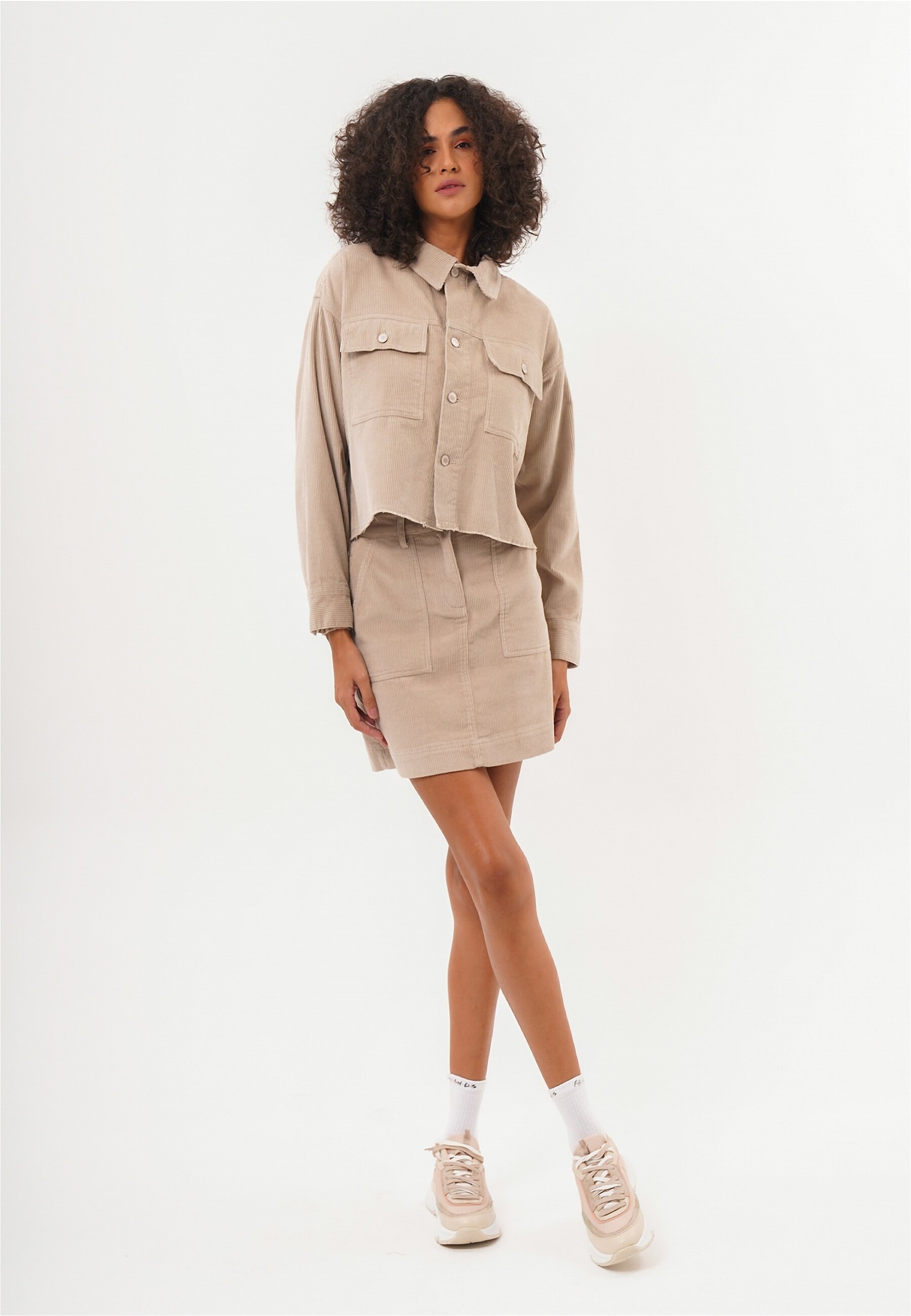 freshlions Outdoorjacke »Ceres«, im angesagten Cord-Design