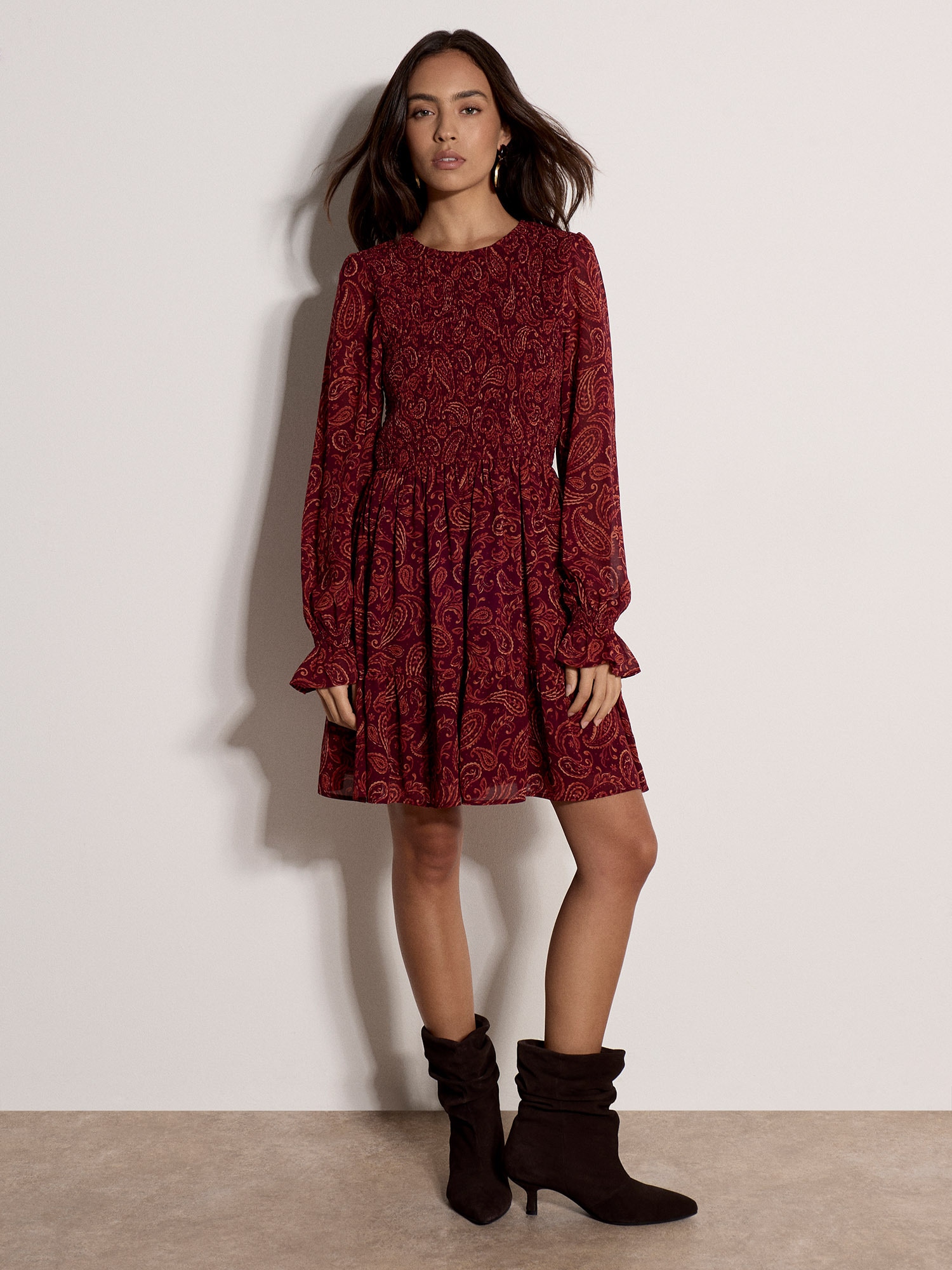 Apricot Minikleid »Chiffonkleid mit Paisleymuster« mit elastischem Bund