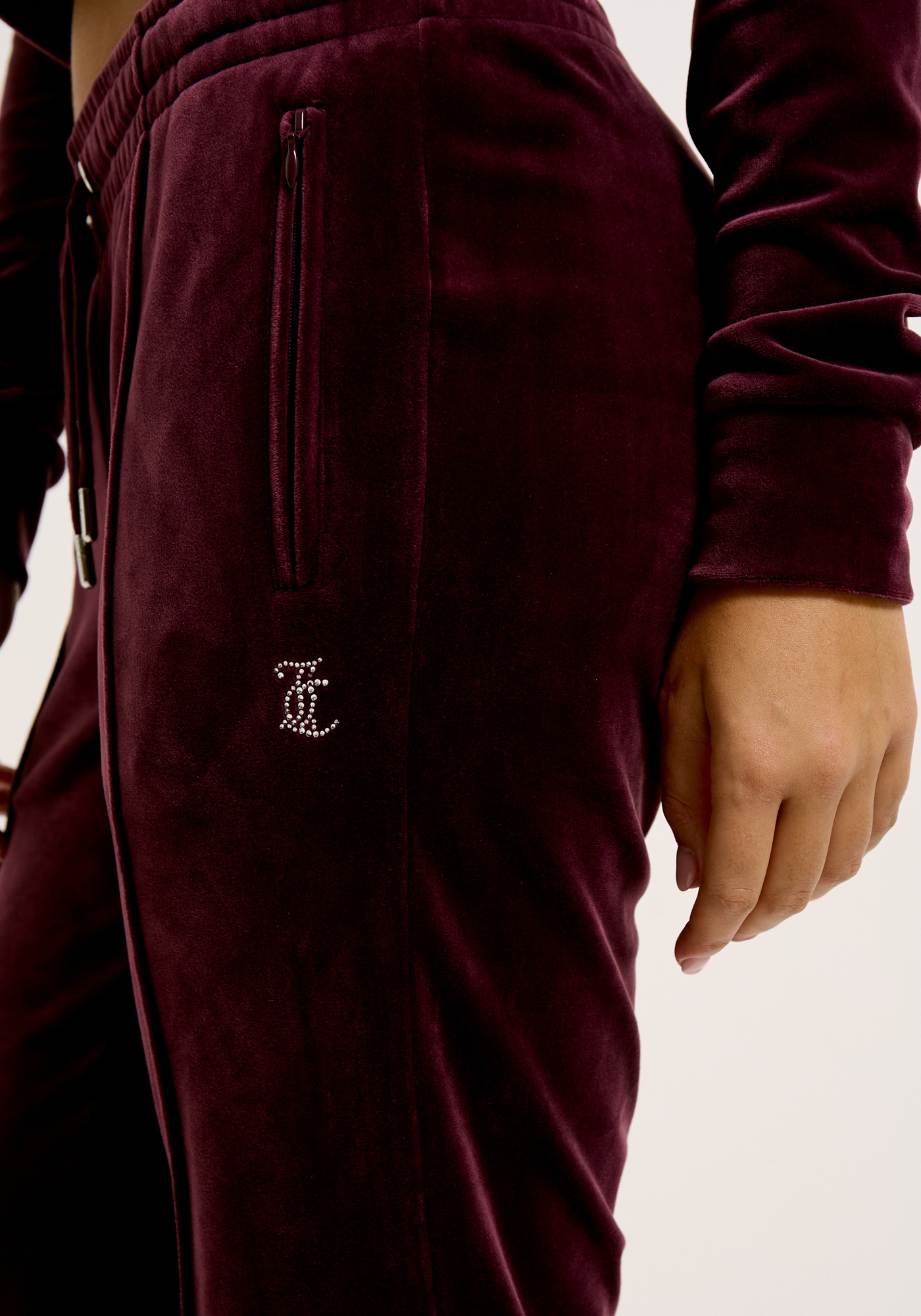 Juicy Couture Sweathose »TINA TRACK PANT_ Damen«, Trainingshose Damen, Sweathose, Velour, Jogginghose mit Glitzer, Sale