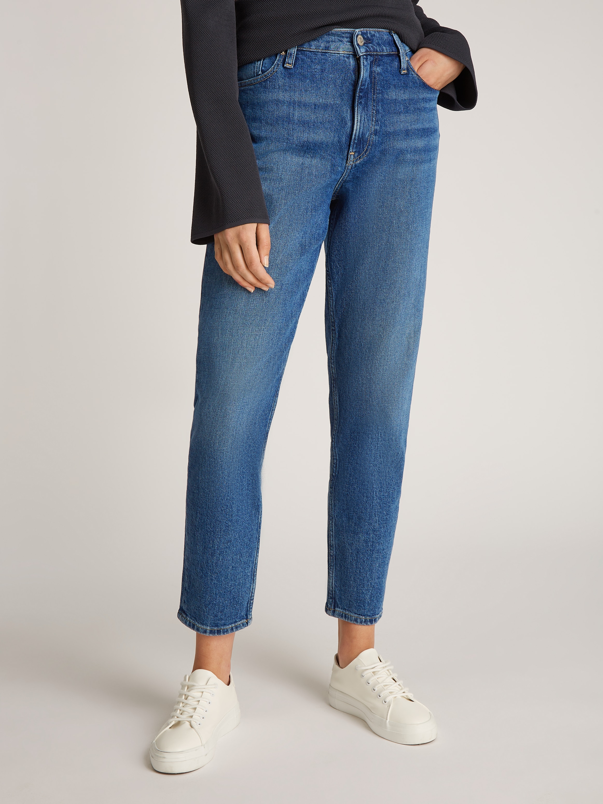 Mom-Jeans »MOM JEAN«, mit Coinpocket, Logodruck