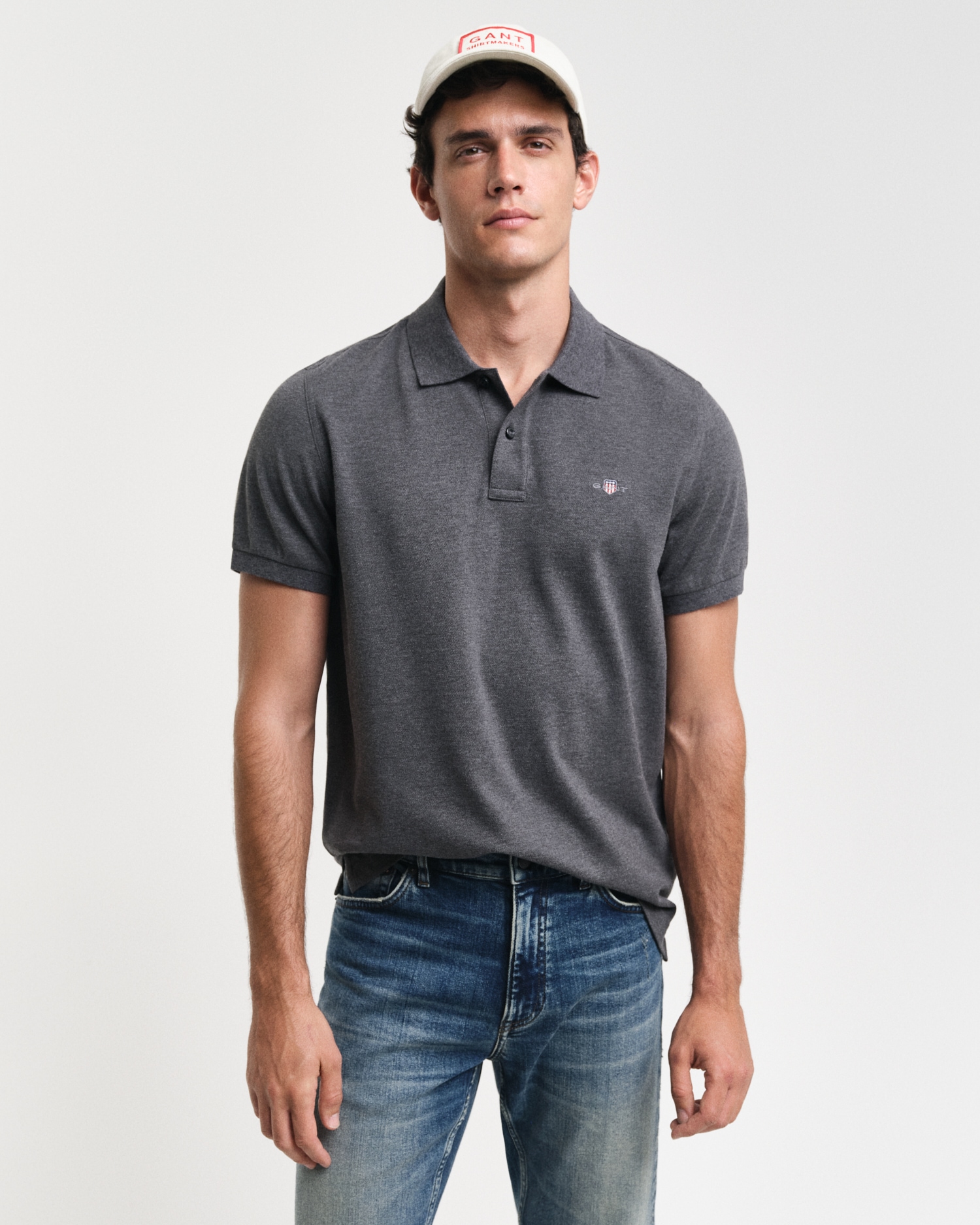 Gant Poloshirt "REG SHIELD SS PIQUE POLO", mit Logo und Flachstrickkragen 1 günstig online kaufen