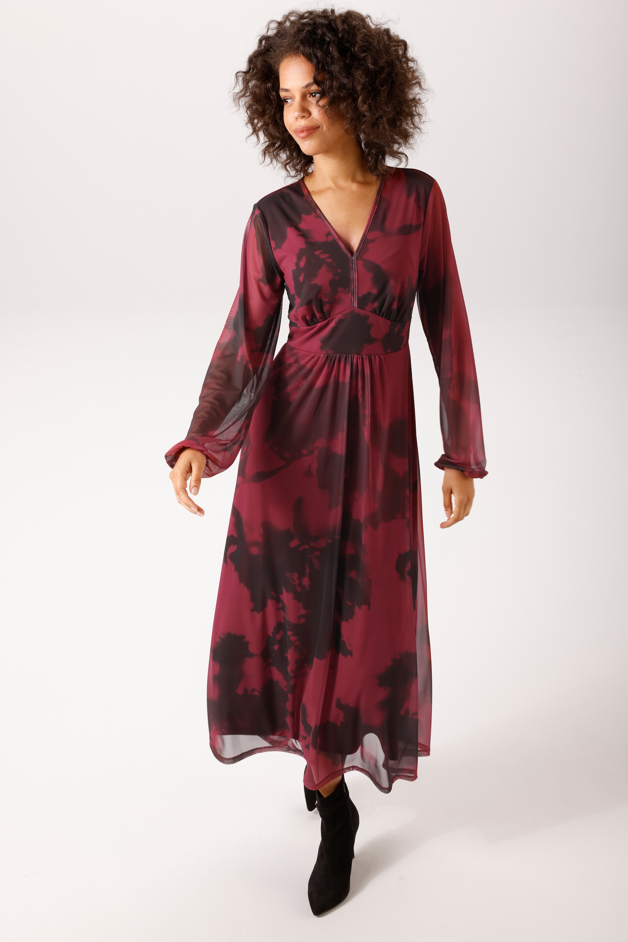 Aniston CASUAL Maxikleid mit großflächigen, grafischen Batik-Druck - NEUE KOLLEKTION