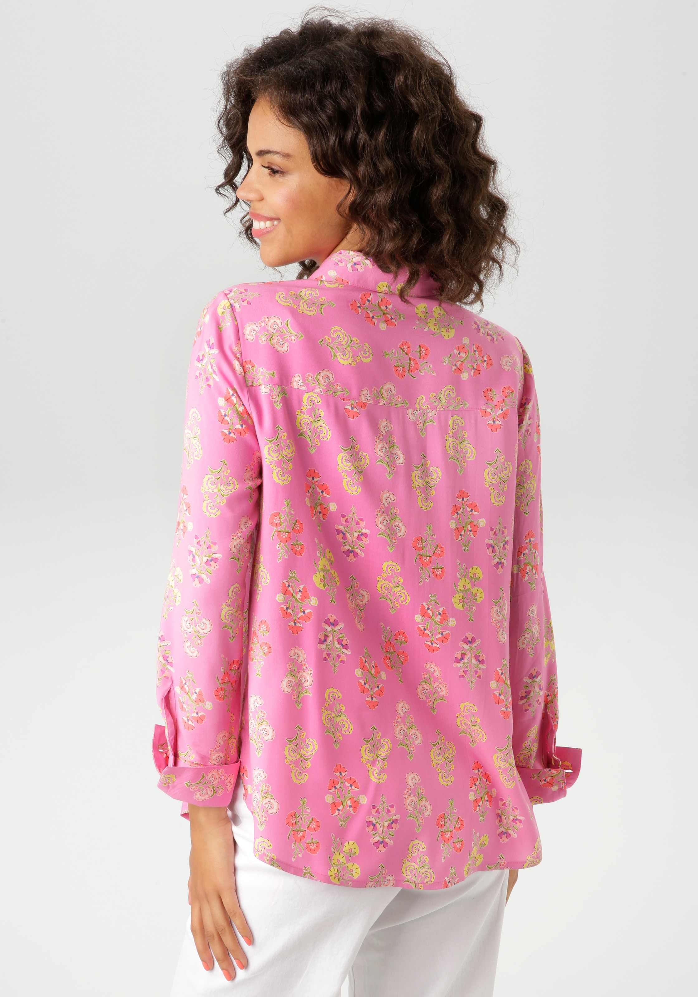 Aniston CASUAL Hemdbluse, mit kunstvollem, farbharmonischen Blumendruck - NEUE KOLLEKTION