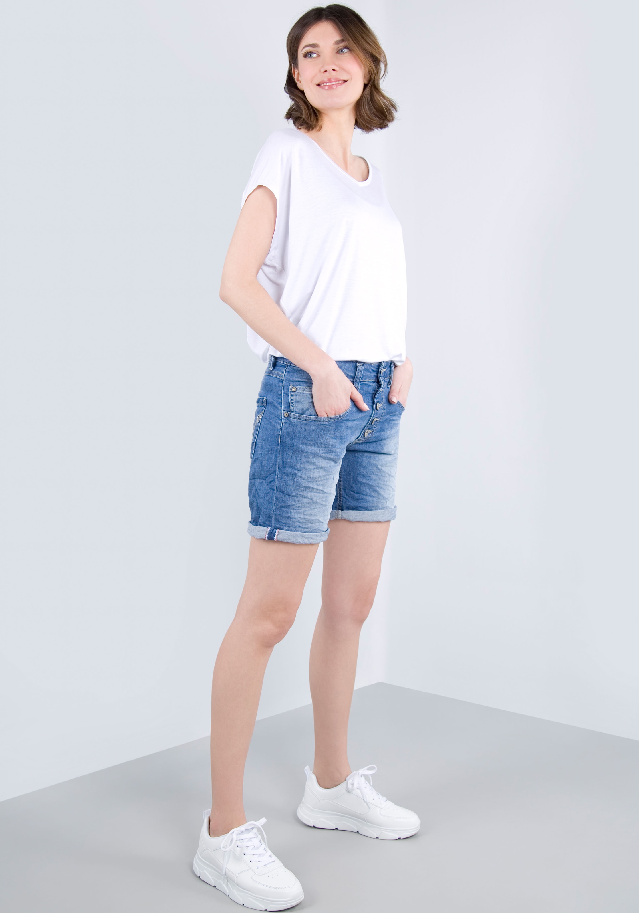 Please Jeans Shorts, mit sichtbarer Knopfleiste