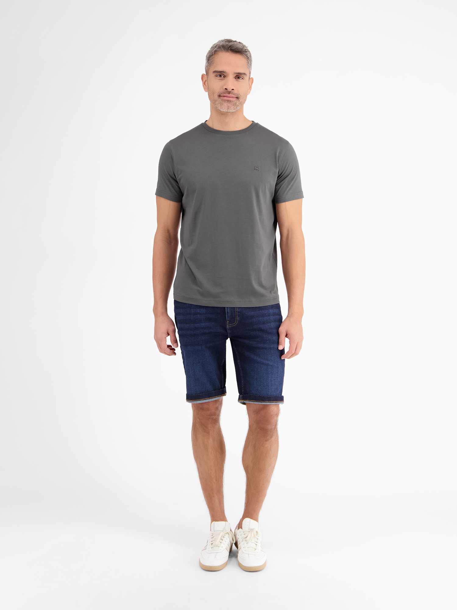 LERROS T-Shirt »LERROS Basic T-Shirt mit Logostitch«