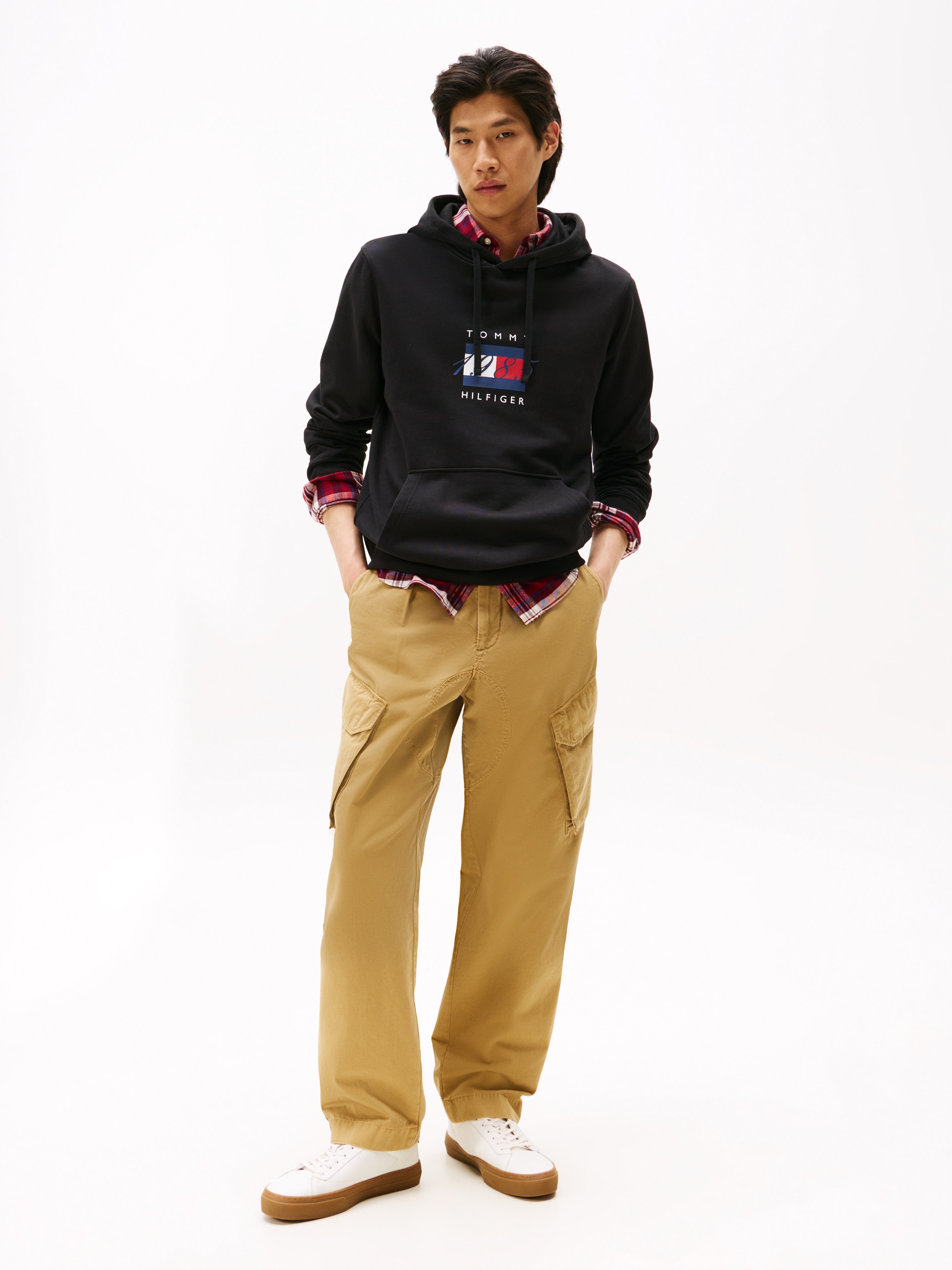 Tommy Hilfiger Kapuzensweatshirt »LINEAR FLAG GRAPHIC« Regular Fit, Hoodie, Kapuze mit Tunnelzug