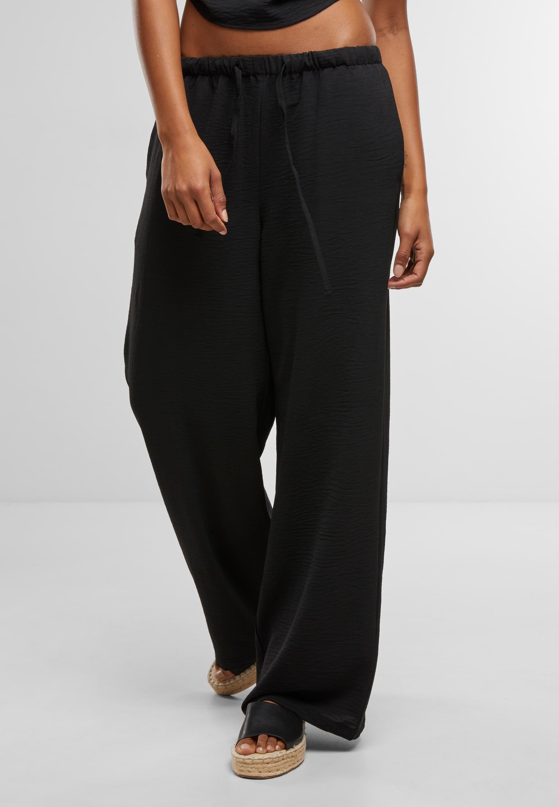 URBAN CLASSICS Stoffhose »Urban Classics Ladies Structured Wideleg Pants«, (1 tlg.)
