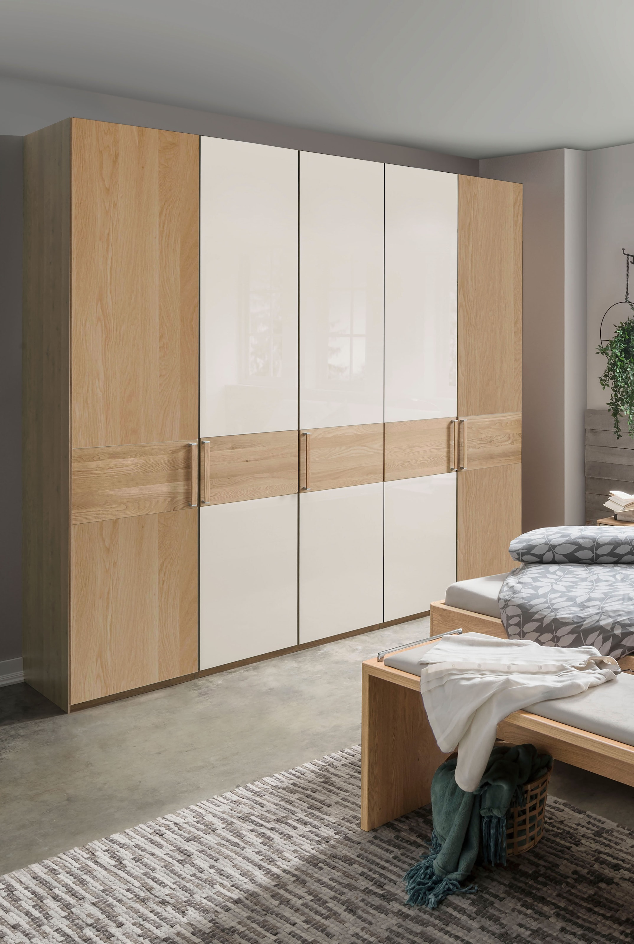 WIEMANN Kleiderschrank "Kiruna" mit Champagnerglas