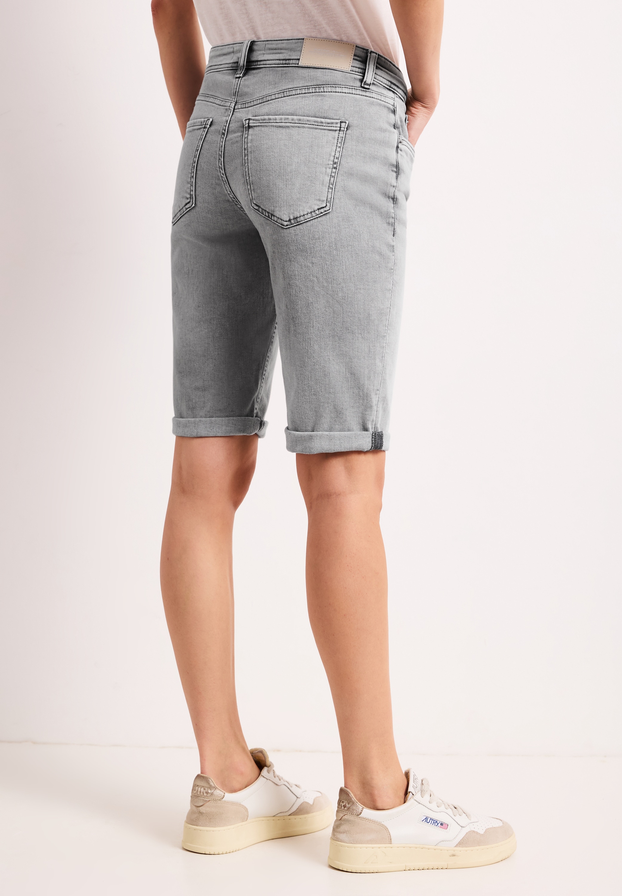 STREET ONE Comfort-fit-Jeans in Bermuda-Länge