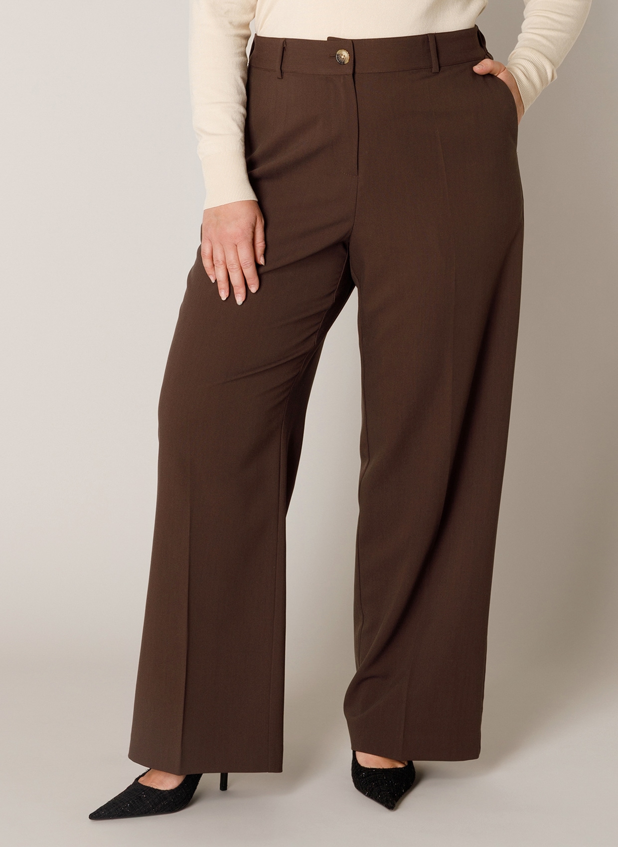 Base Level Curvy Bundfaltenhose "Yunia" mit Viskose und Stretch