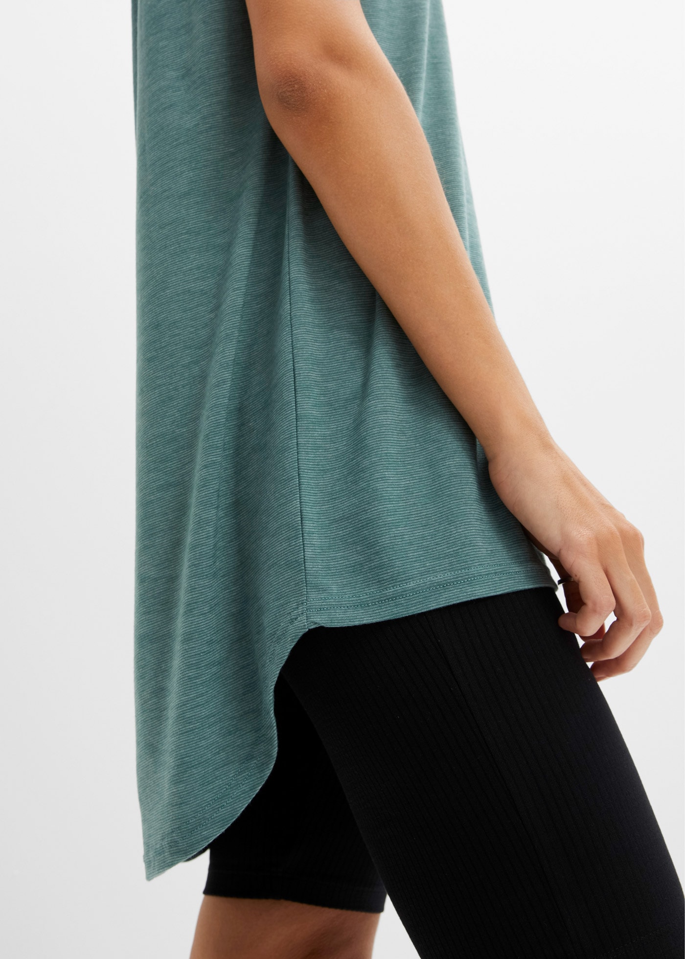 bonprix Longshirt »Longshirt aus Viskose-Mischung« Longshirt aus Viskose-Mischung