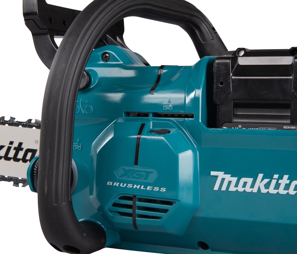 Makita Akku-Kettensäge »»UC022GZ« 40V max., 25,5 m/s, 35 cm, ohne Akku und Ladegerät« Leistungsstark wie eine Benzin-Kettensäge mit 35 cm³
