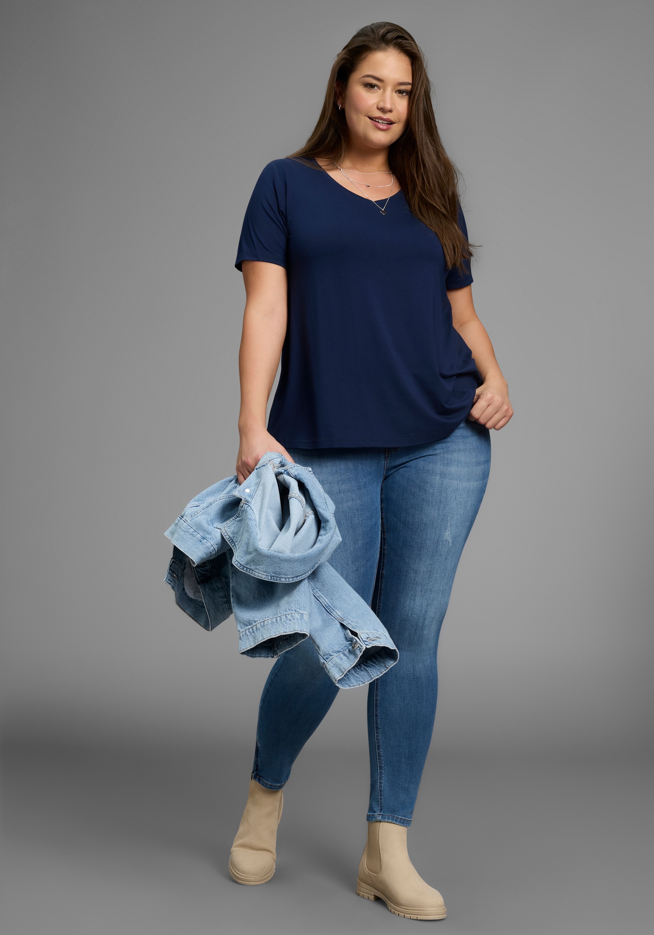 Laura Scott CURVE T-Shirt, mit V-Ausschnitt - GROSSE GRÖSSE