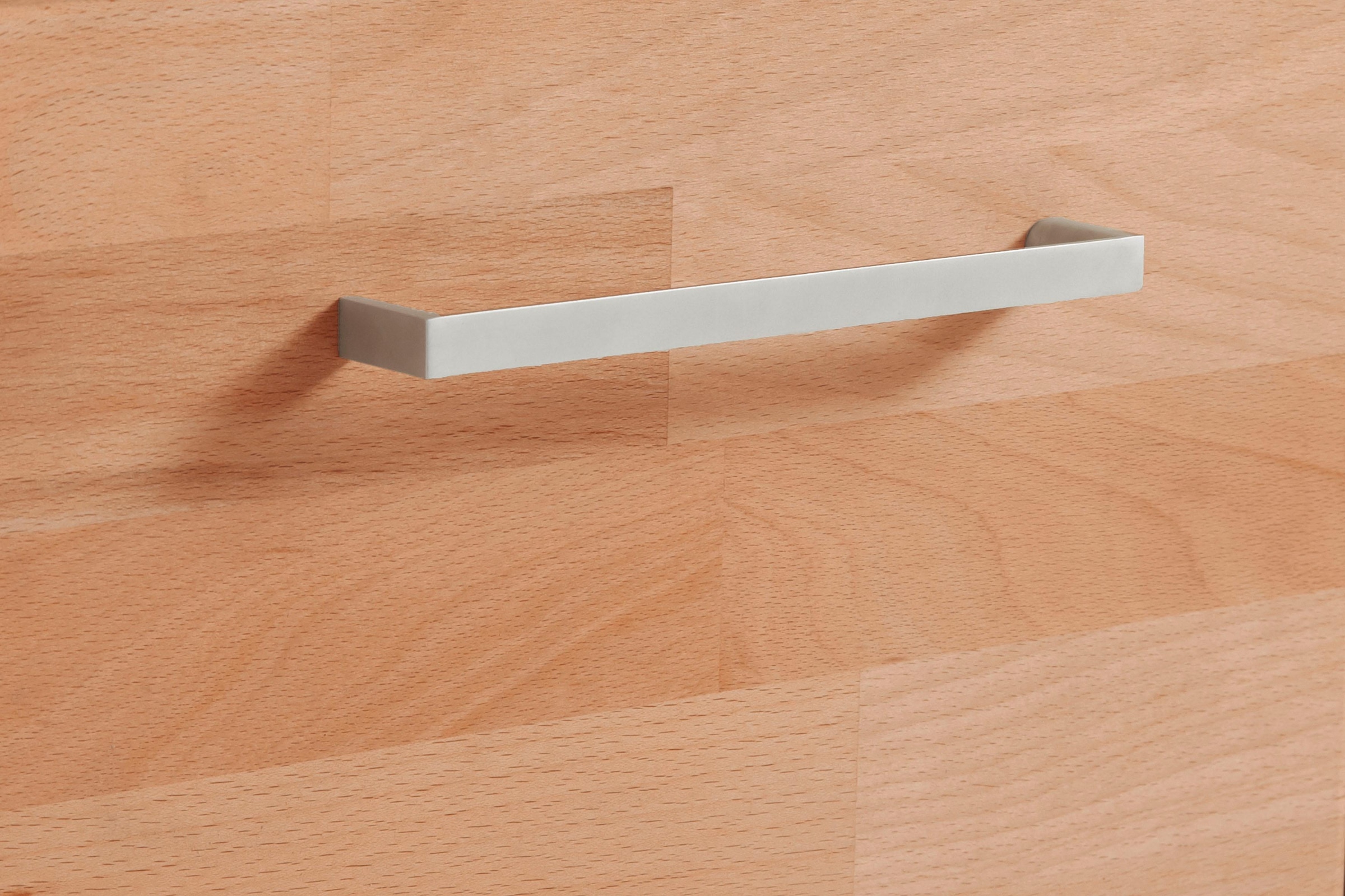 Home affaire Kommode »Celle,90cm breit,35 cm tief, Fronten Massivholz«, Holz massiv, Holzwerkstoff, Metall Griffe,3 breite Fächer