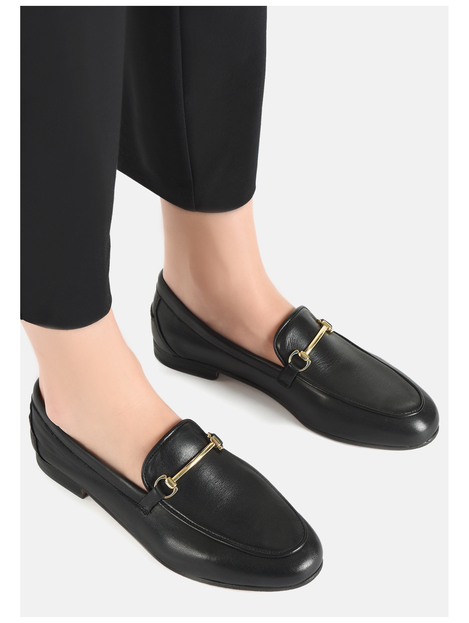INUOVO Slipper »INUOVO Slipper Leder«