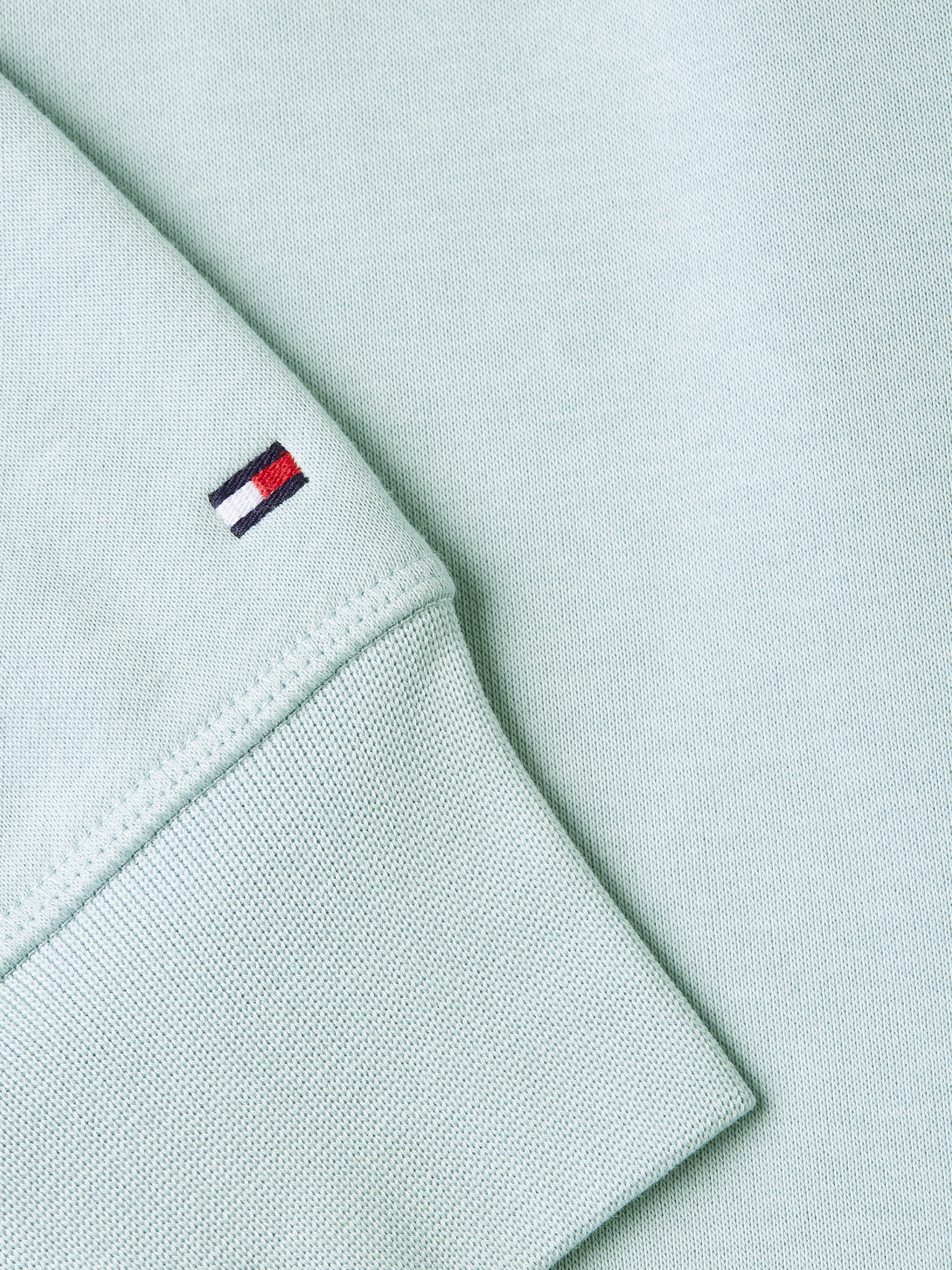 Tommy Hilfiger Kapuzensweatshirt »TOMMY LOGO HOODY«, mit Kapuze und Kängurutasche