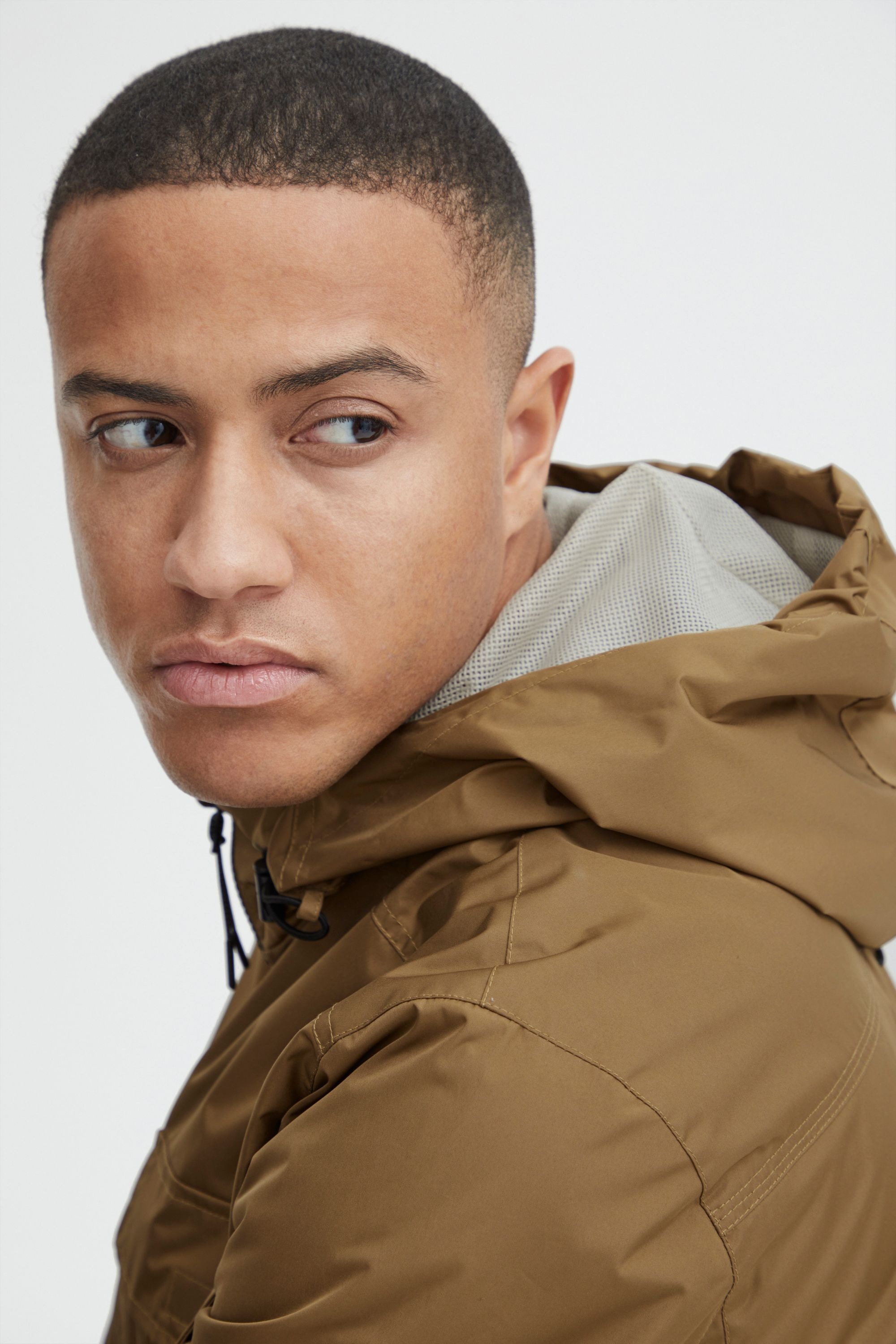 Blend Kurzjacke »Kurzjacke BHOuterwear«, mit Kapuze