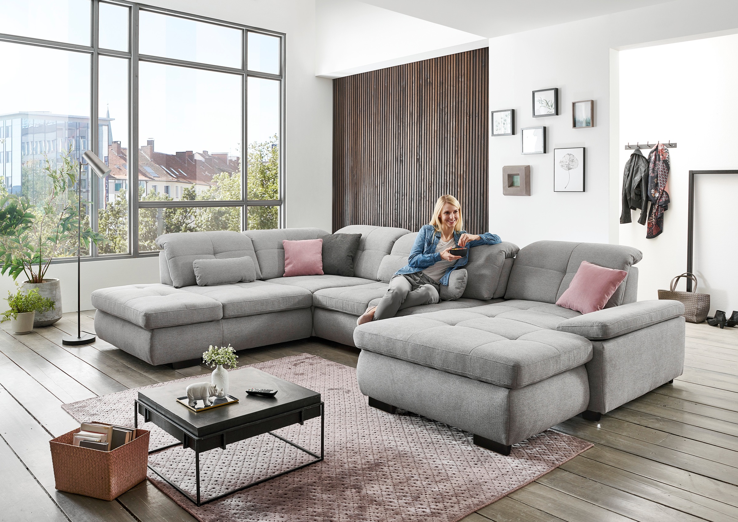 Die PlanBar Ecksofa »MP-IN16012 L-Form, mit Kaltschaum-Polsterung«, inkl. Sitztiefenverstellung wahlweise mit weiteren Funktionen