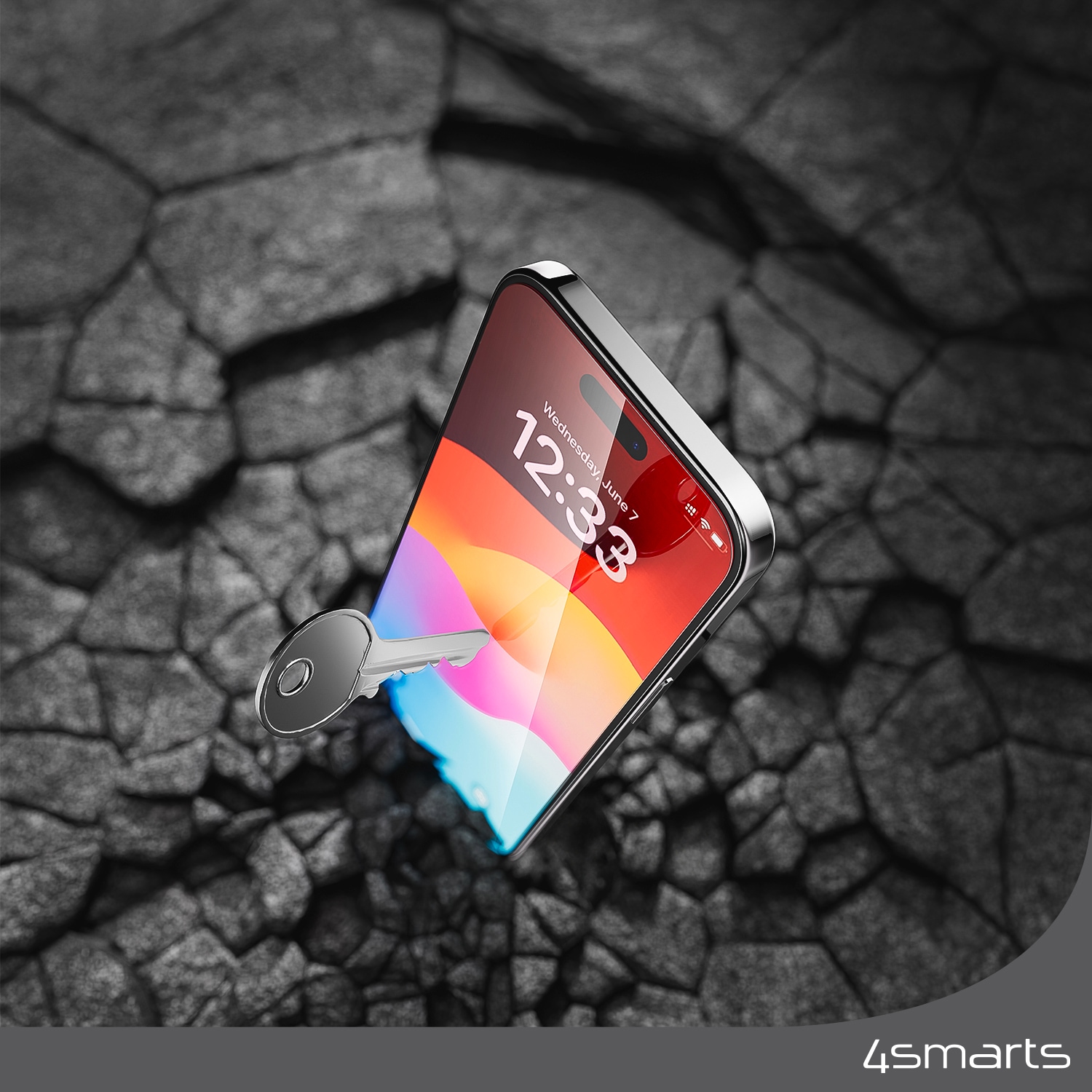 4smarts Displayschutzglas »Second Glass mit Montagerahmen«, für Apple iPhone 15 Pro Max