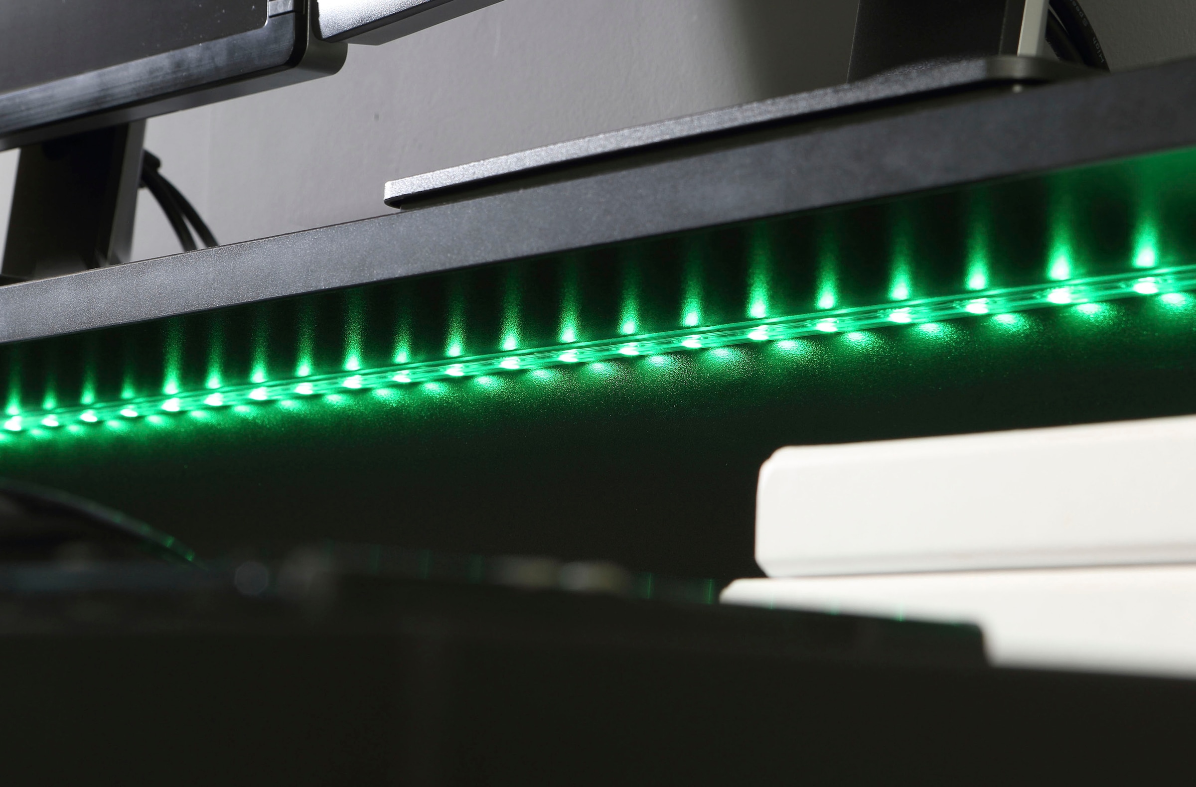 Beleuchtung, kaufen LED-RGB FORTE BAUR 140 moderner Gamingtisch Schreibtisch, Breite mit | »Ayo«, cm
