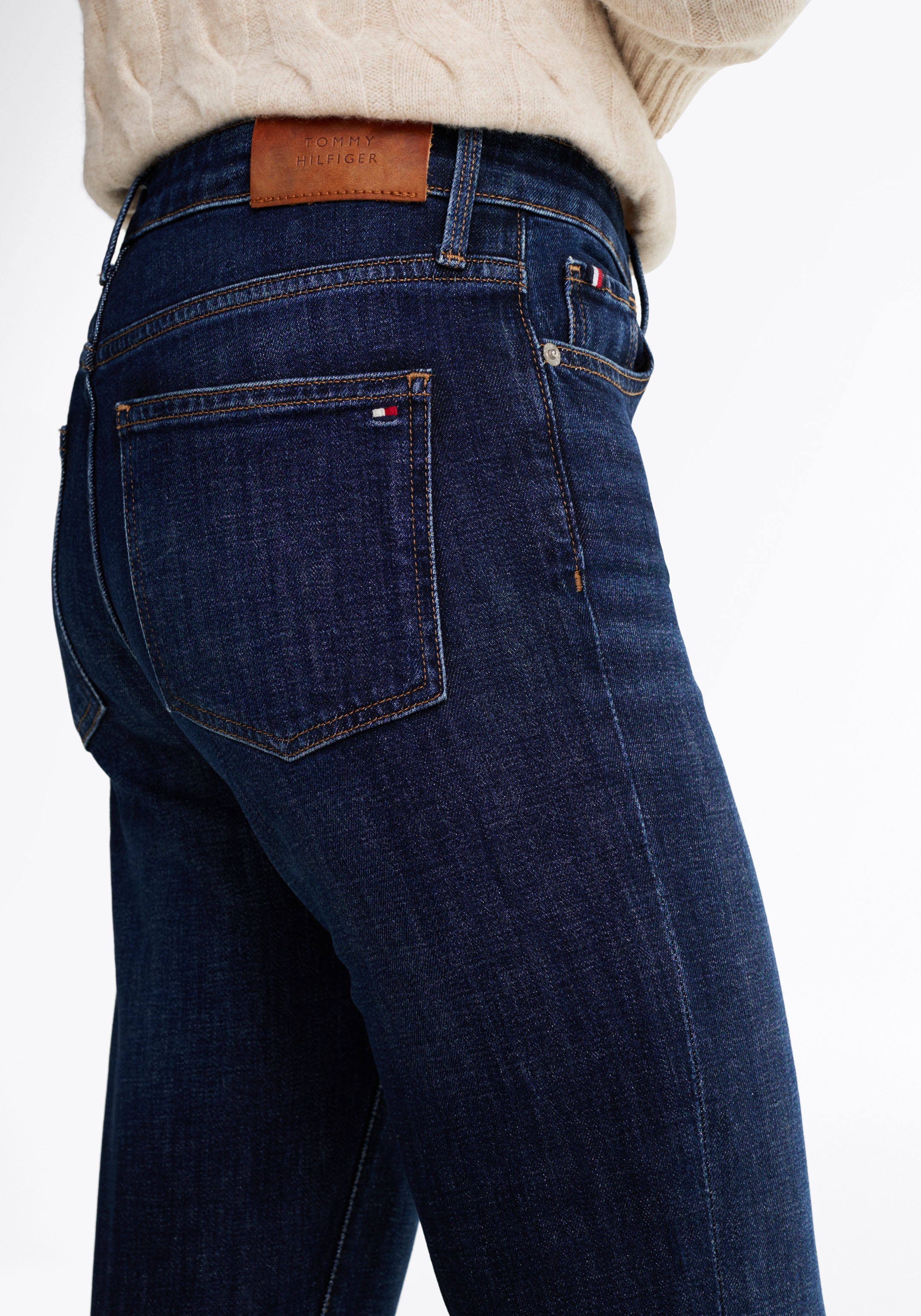 Tommy Hilfiger Bootcut-Jeans "BOOTCUT RW PATY" mit Tommy Hilfiger Logo-Badg günstig online kaufen