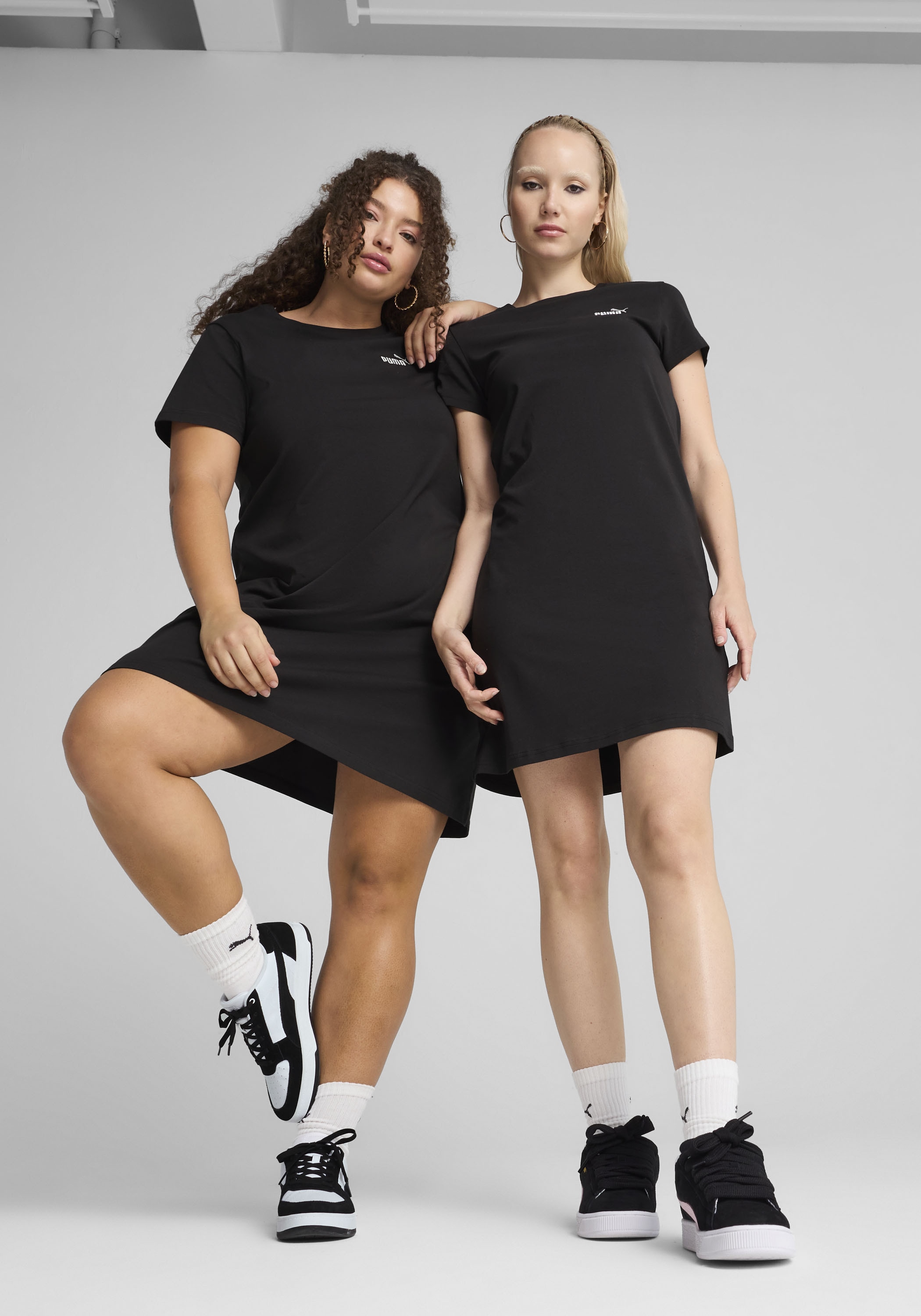 PUMA Shirtkleid "ESS SMALL NO. 1 LOGO SLIM DRESS" sportlicher Stil, pflegel günstig online kaufen