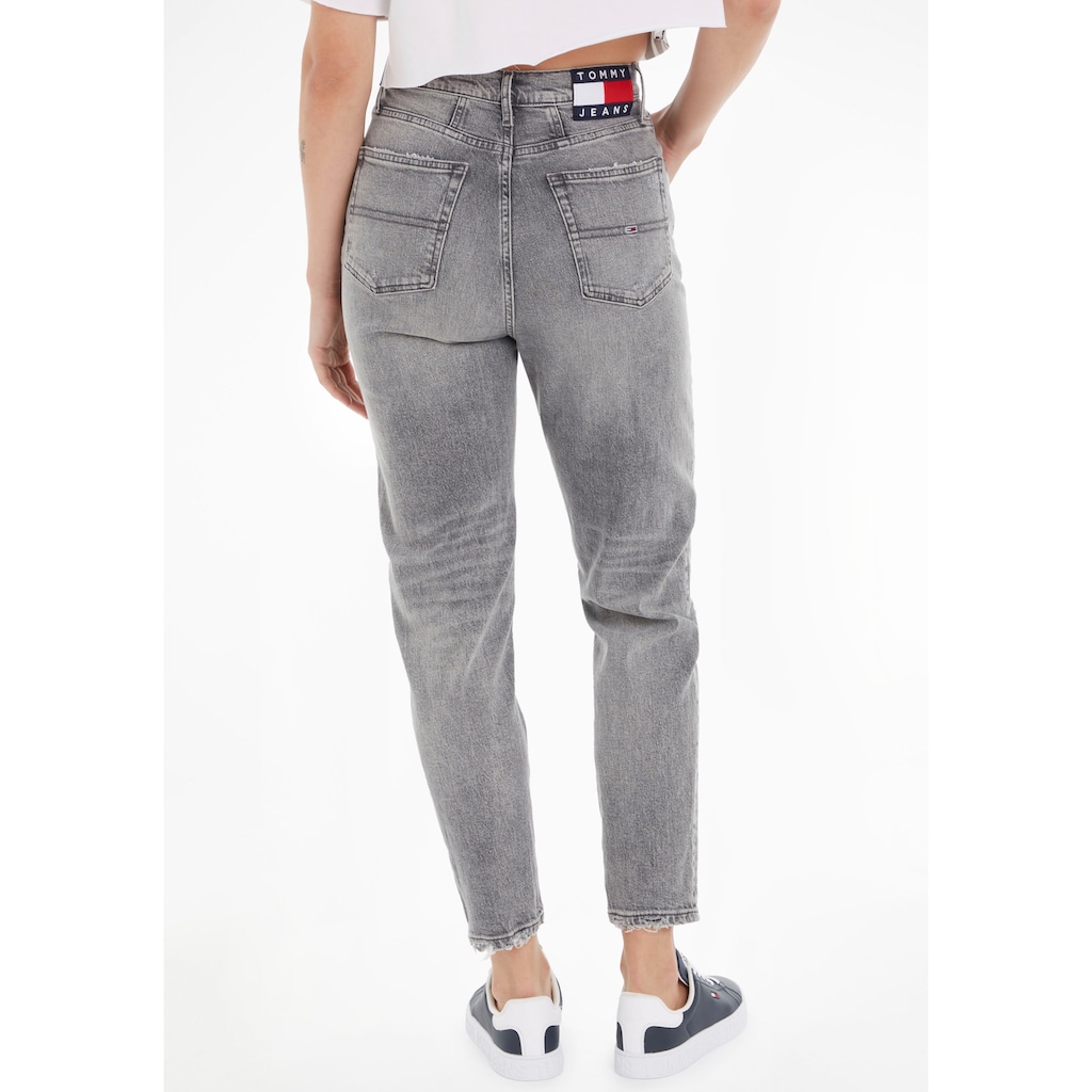 Tommy Jeans Mom-Jeans »MOM JEAN UHR TAPERED BG6171«