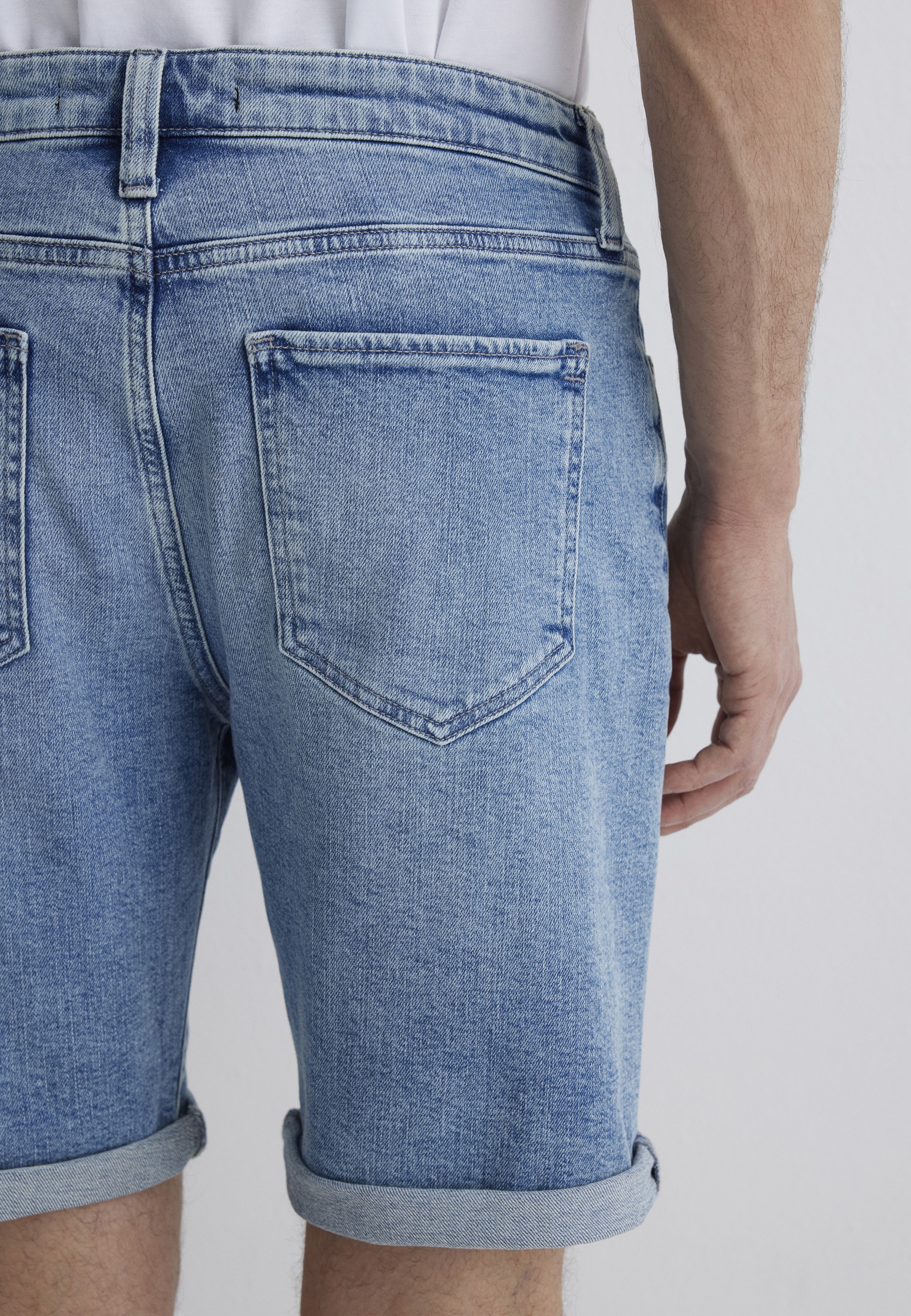 Mavi Straight-Jeans »BRIAN«, Slim Fit Denim Shorts