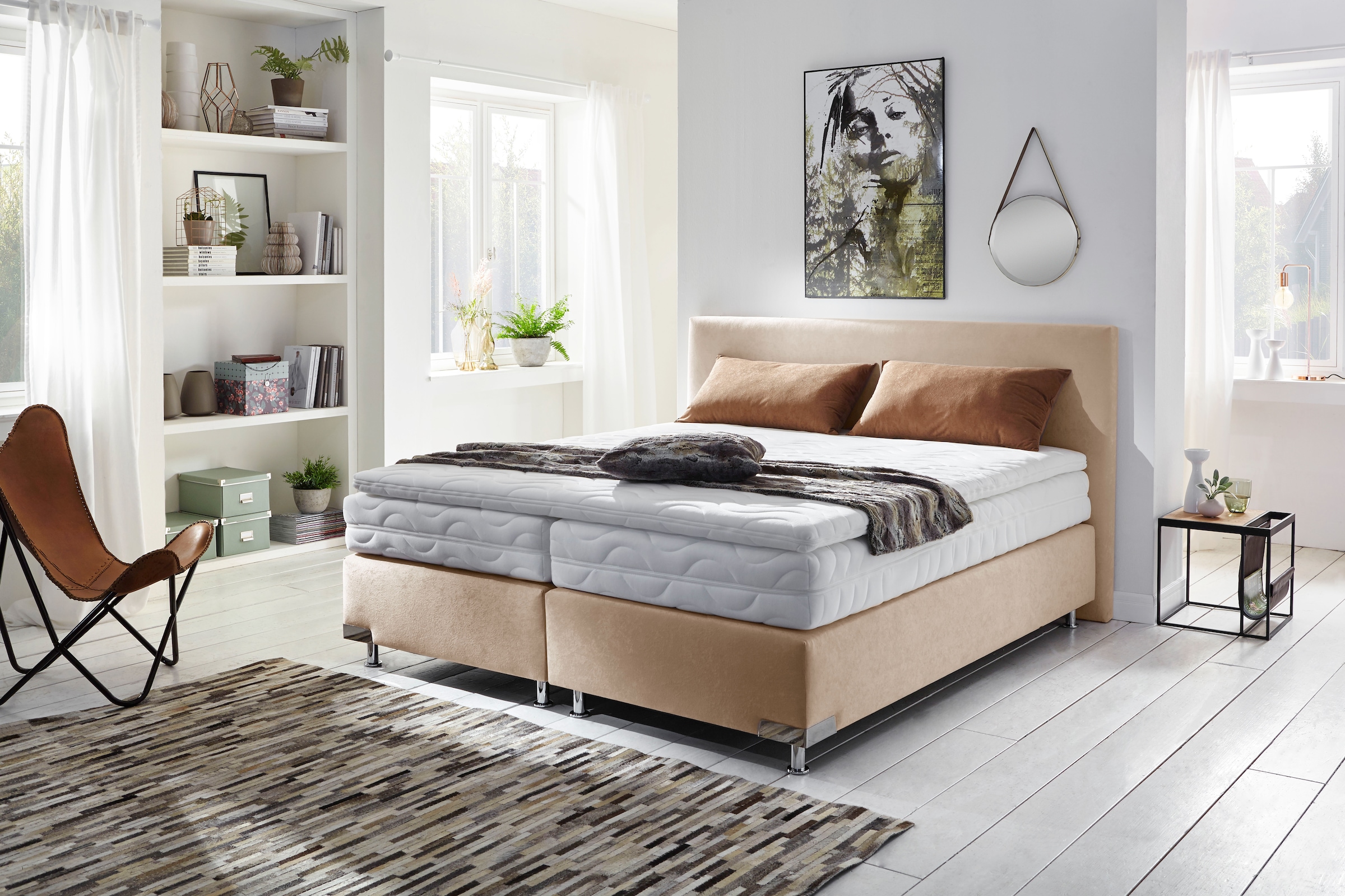 Westfalia Schlafkomfort Boxspringbett, mit dekorativen verchromten Eckelementen an der Box