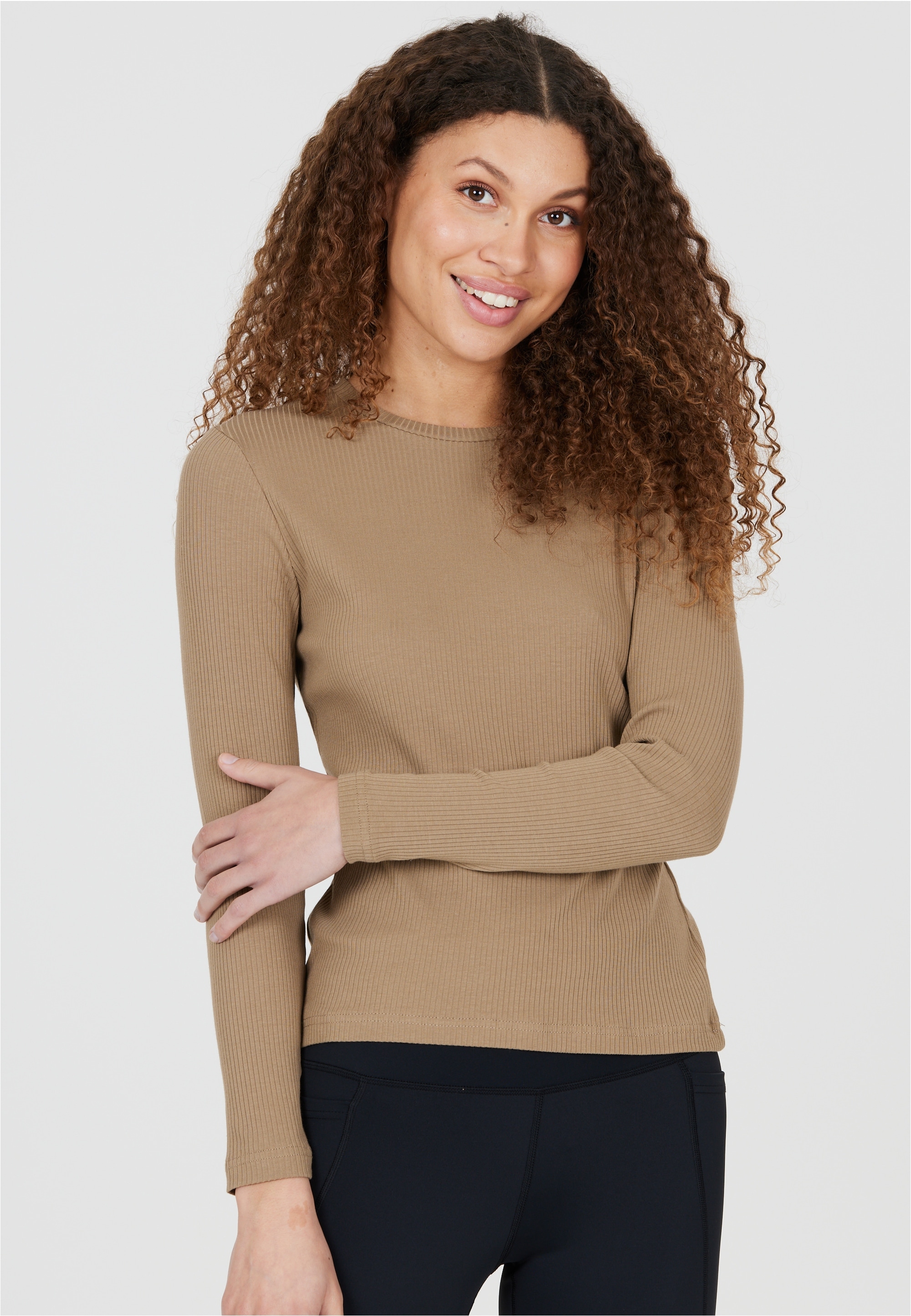 ATHLECIA Langarmshirt »Lankae«, (1 tlg.), mit feuchtigkeitsregulierenden Eigenschaften und 4-Wege-Stretch