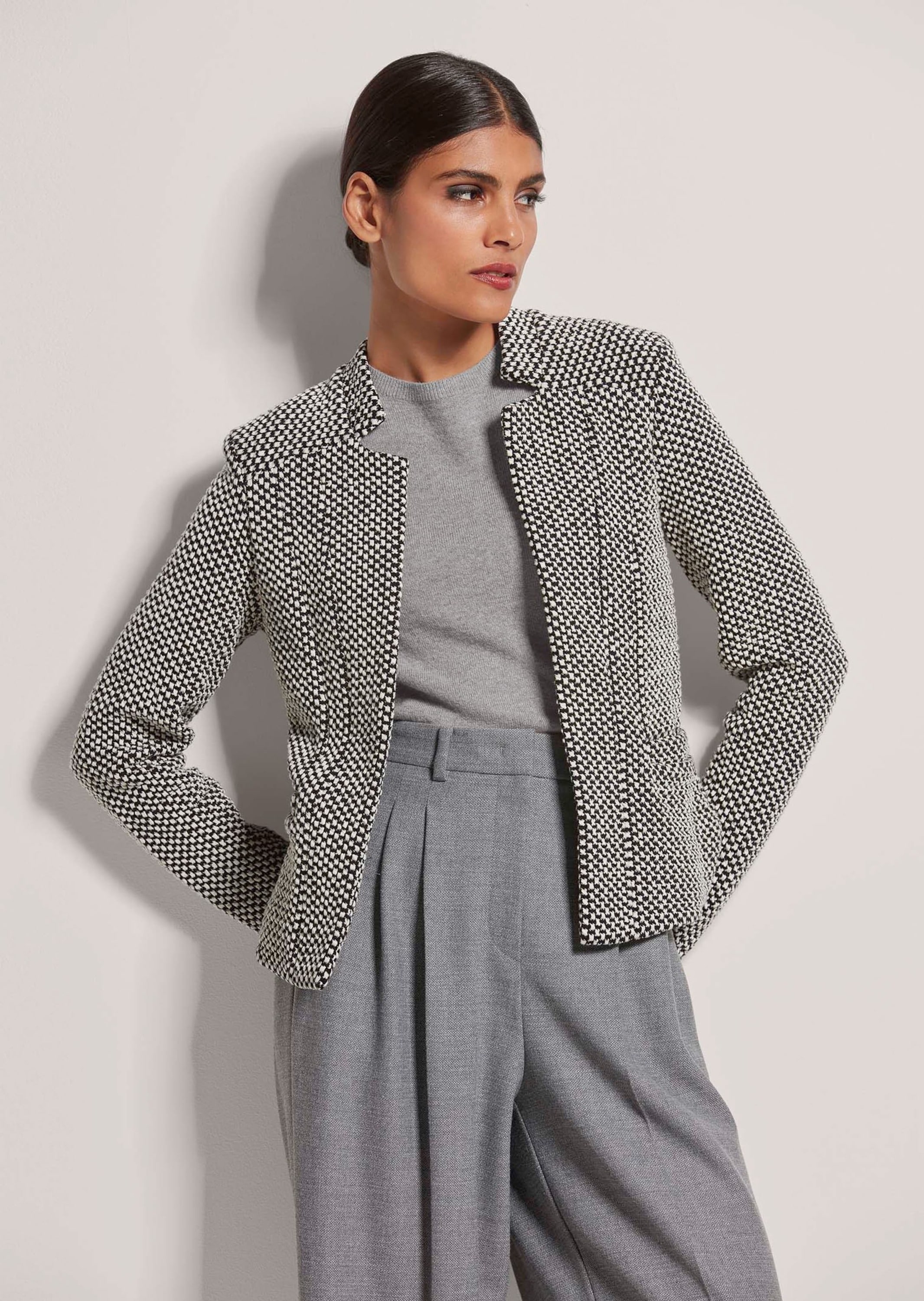 MADELEINE Jerseyblazer »Blazer Verschlussloser Kurzblazer«