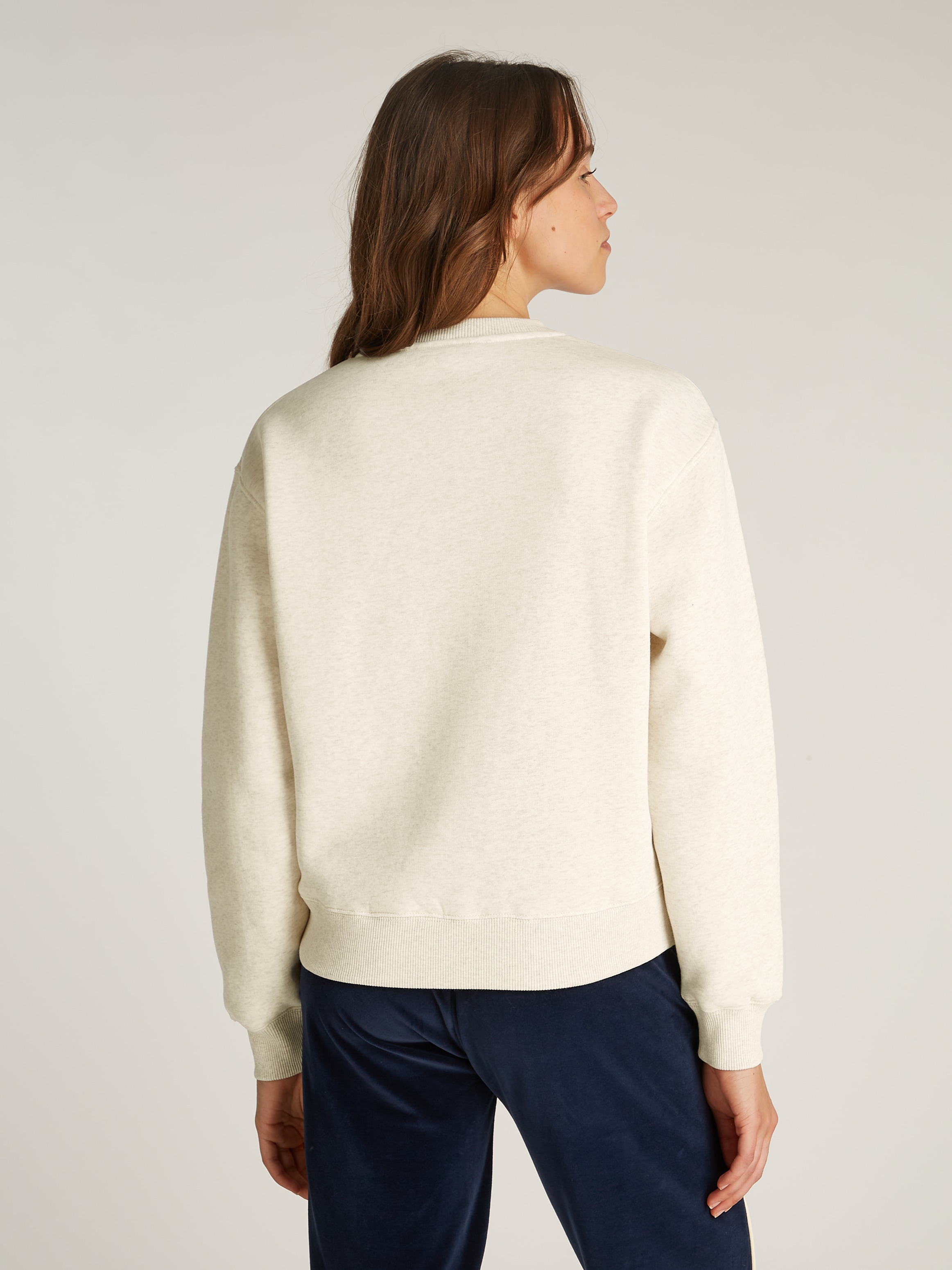 Tommy Hilfiger Sweatshirt »MDRN REG CORP LOGO C-NK SWTSHRT«, mit Logoschriftzug

