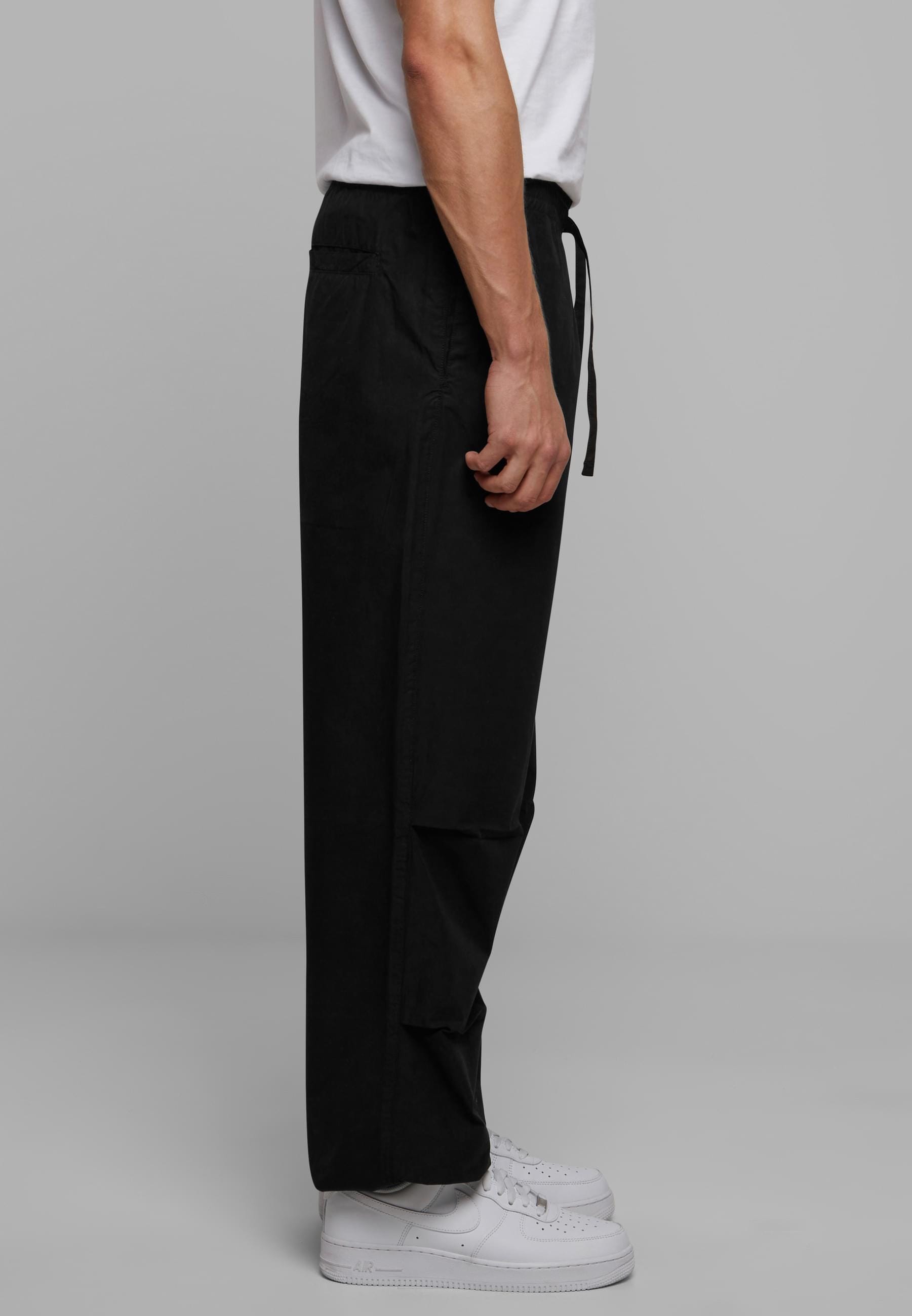 URBAN CLASSICS Stoffhose »Urban Classics Wide Poplin Pants«, (1 tlg.)