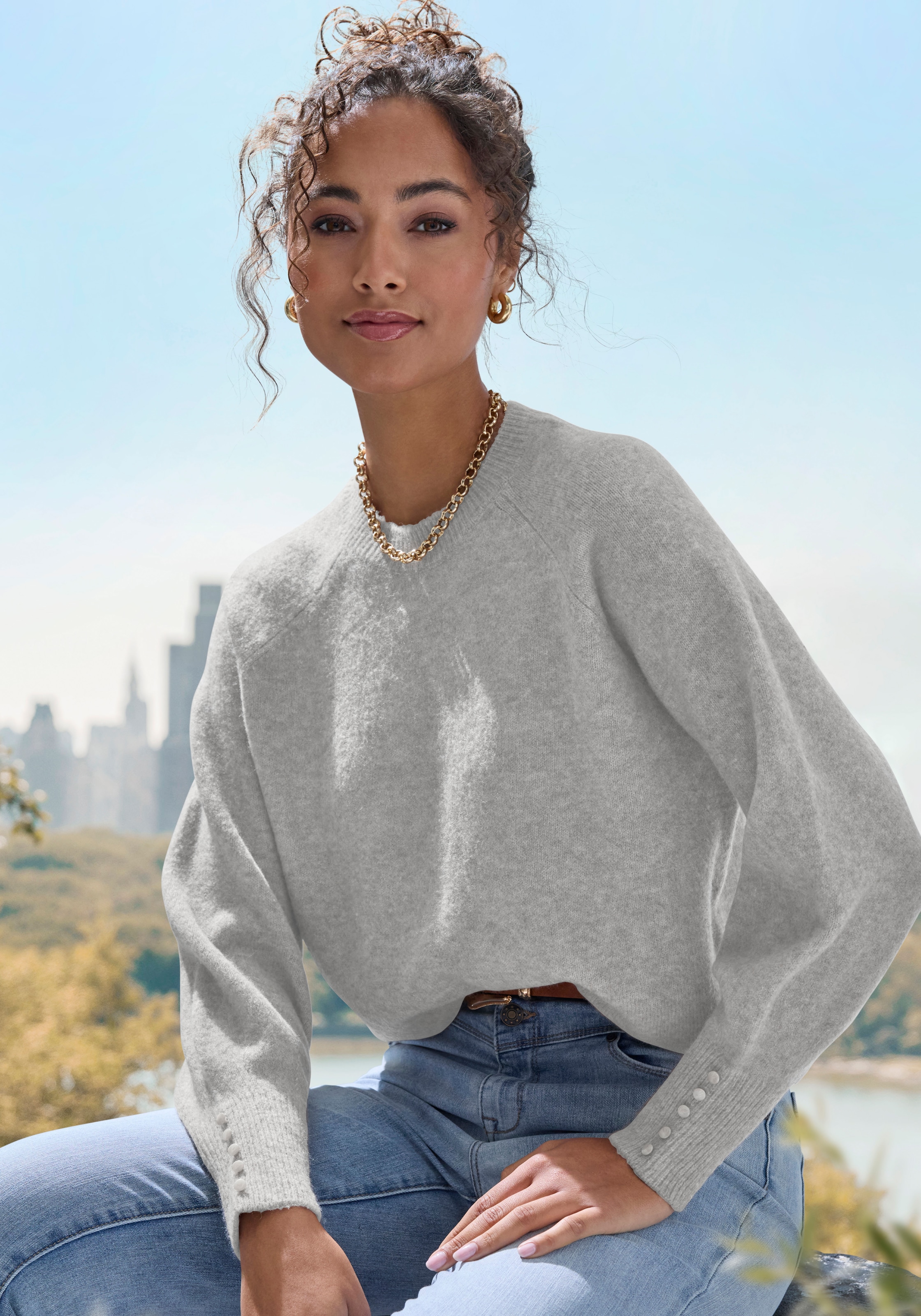 LASCANA Rundhalspullover mit Zierknöpfen, Winterpullover, kuscheliges Basic günstig online kaufen