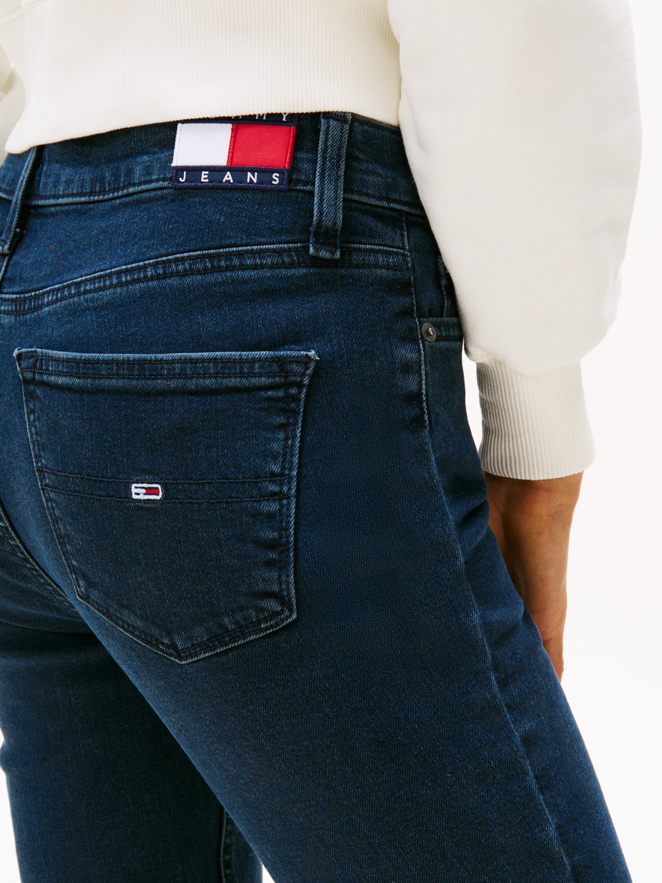 Thumbnail - Tommy Jeans Skinny-fit-Jeans "NORA MR SKNY", mit Waschung, mit Logo-Badge