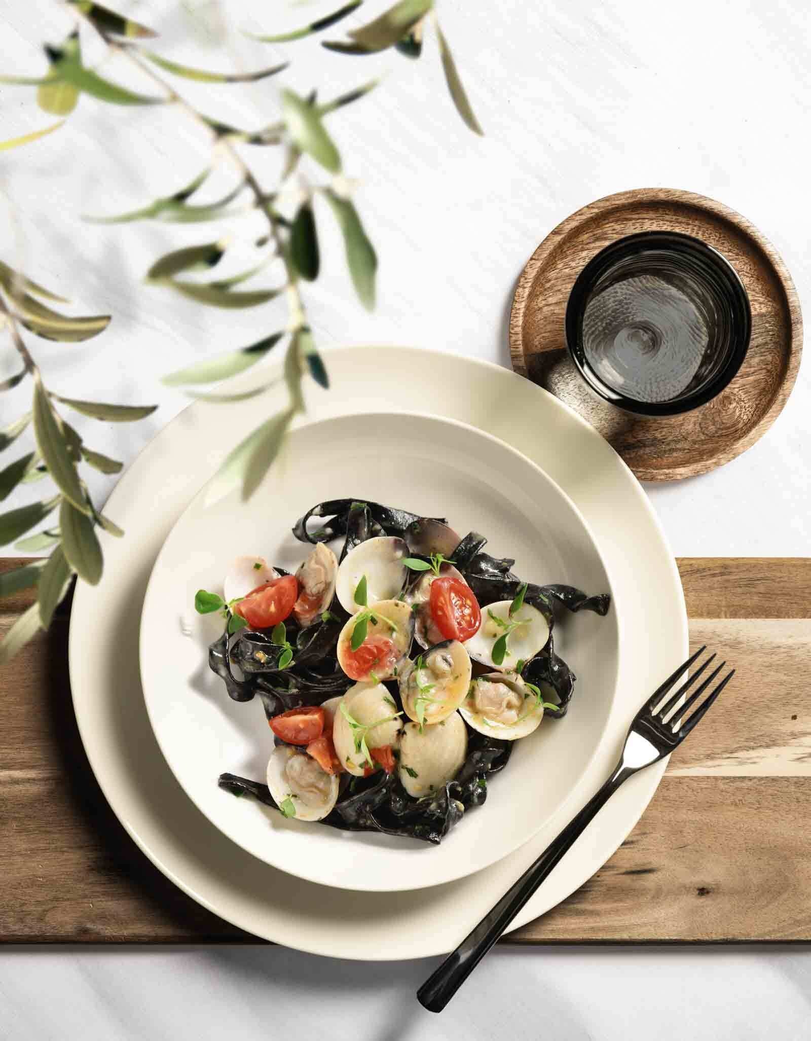 Seltmann Weiden Geschirr-Set »Kaffeeservice Savona Fine Diamond 18er Set creme« Spülmaschinenfest, Mikrowellensicher, Ofenfest