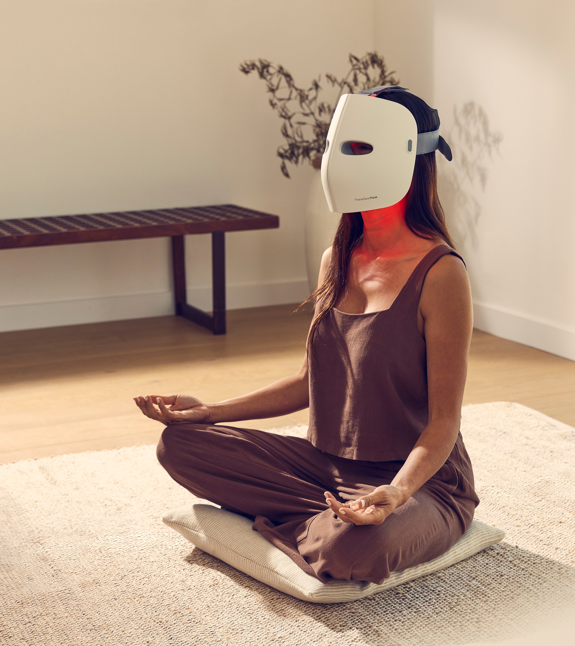 Therabody Kosmetikbehandlungsgerät »TheraFace Mask LED-Hautpflegemaske mit Vibrationstherapie«