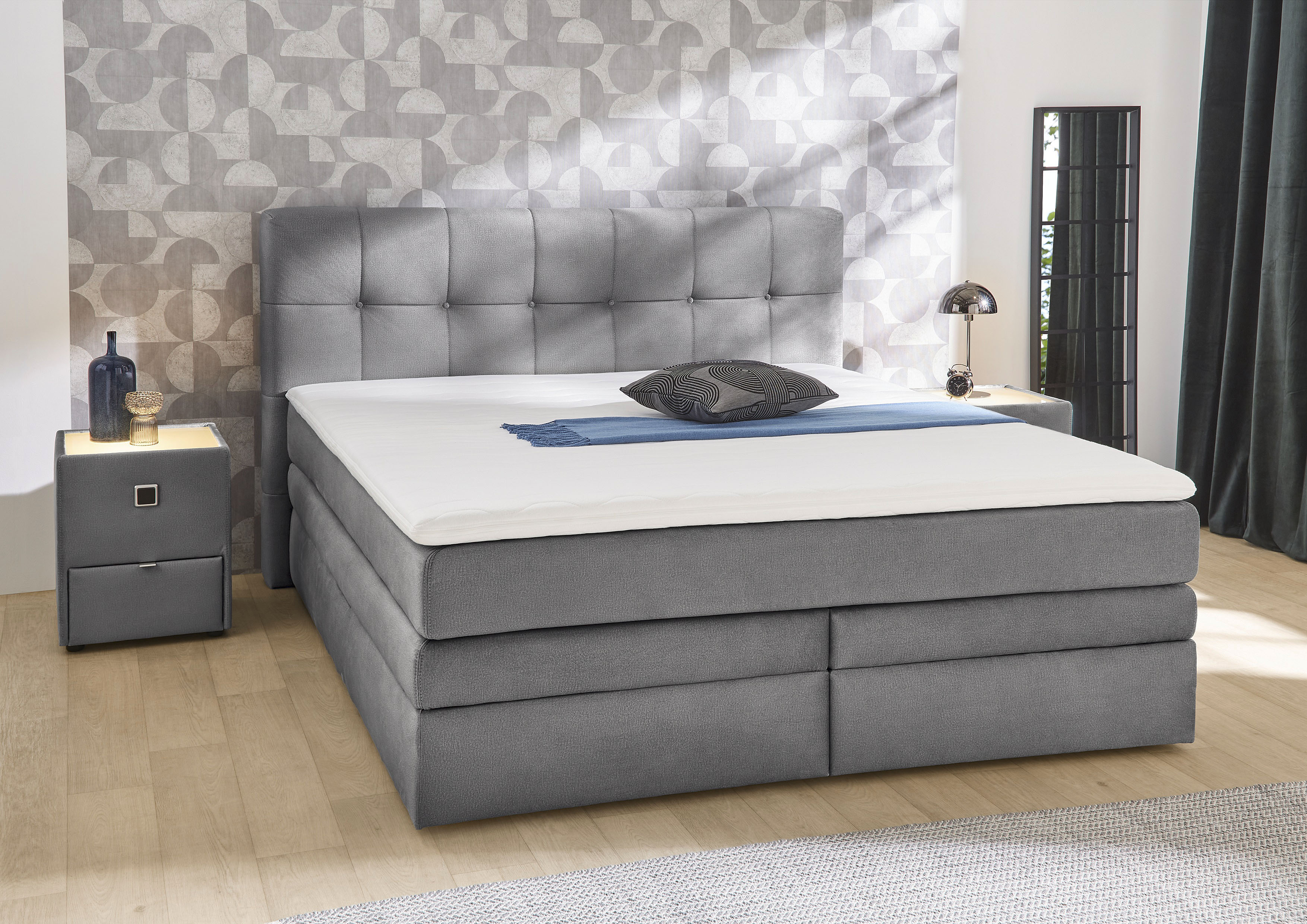 Jockenhöfer Gruppe Boxspringbett "AMY mit Bettkasten, inkl. Taschenfederkernmatratze Härtegrad H3-H4" mit 6 cm Kaltschaum-Topper, Samt-Bezug, 180x200 und 200x200 cm