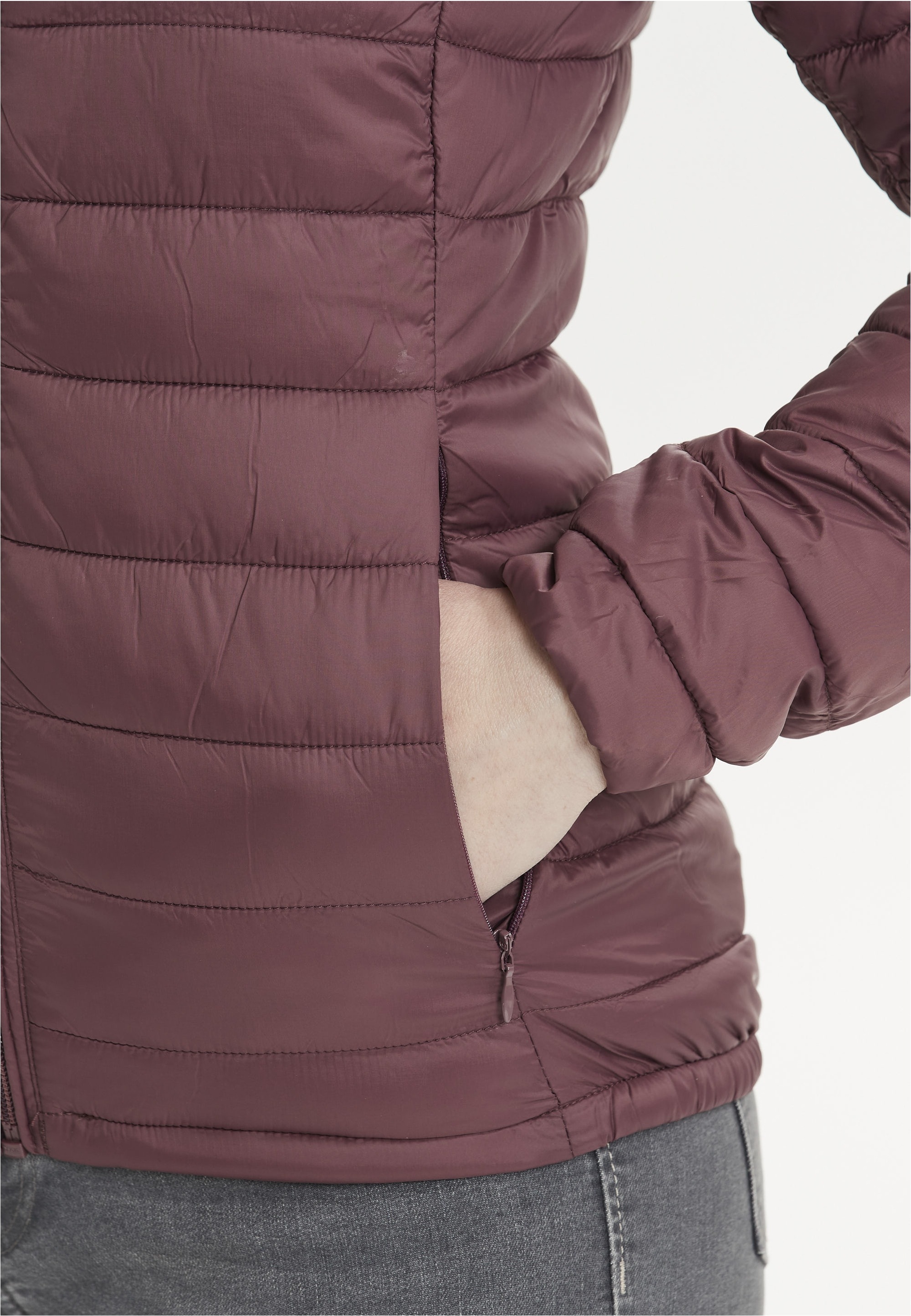 WHISTLER Steppjacke »Tepic W Pro-lite«, mit Kinnschutz und kuscheliger Wattierung
