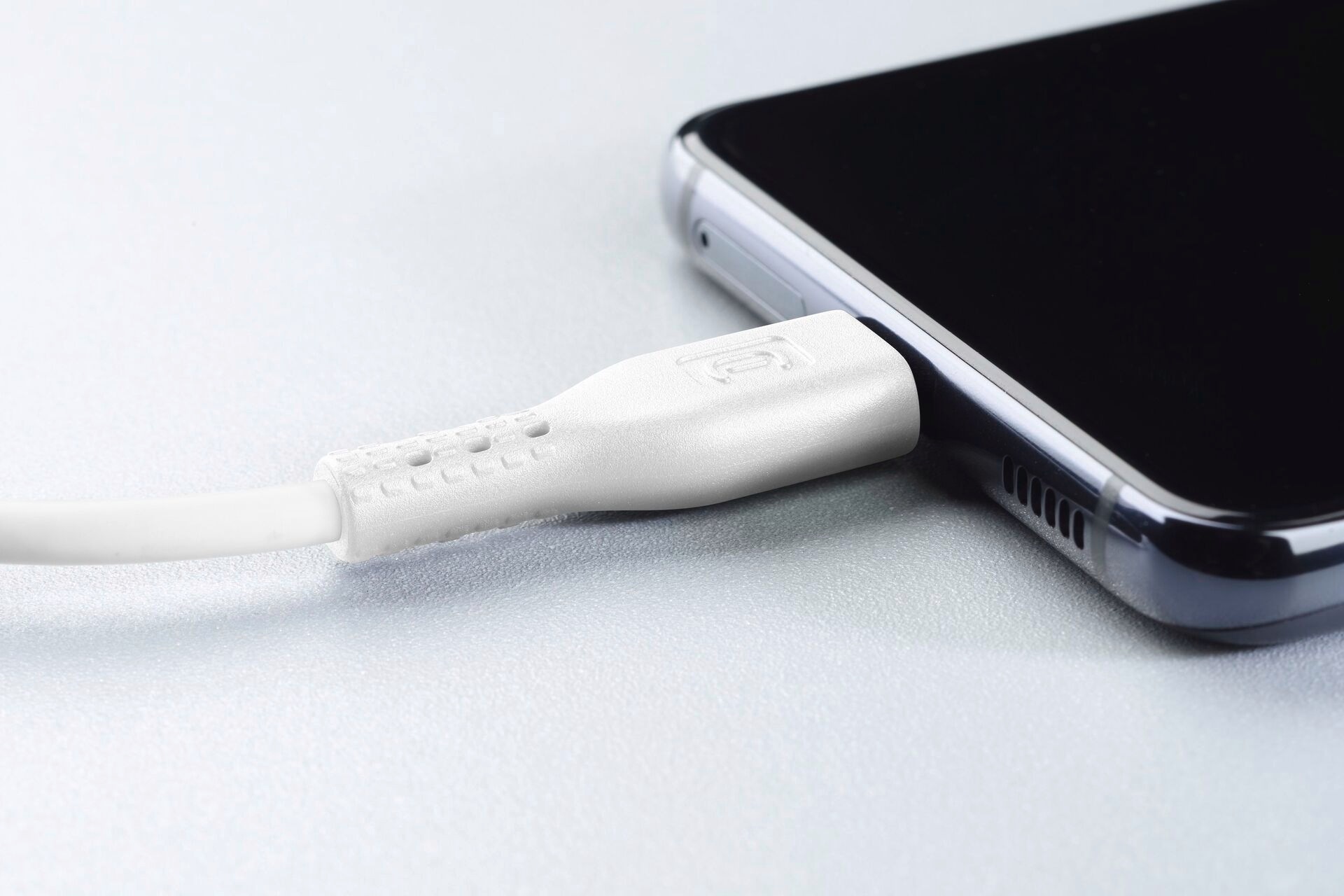 Cellularline USB-Kabel »Power Data Cable 0,6 m USB Typ-C / Typ-C«, USB Typ C-USB Typ C, 60 cm