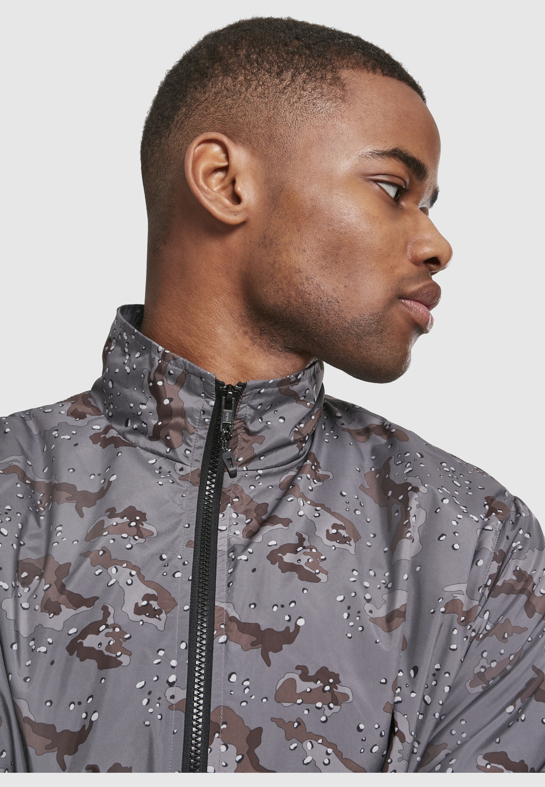 URBAN CLASSICS Anorak »Urban Classics Herren Camo Track Jacket« 1 Stk. tlg. ohne Kapuze