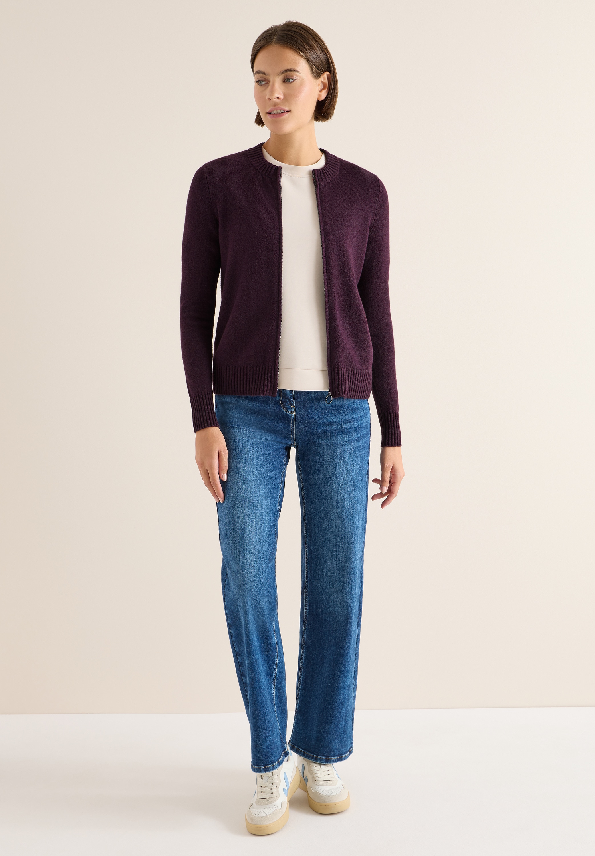 Cecil Cardigan, im angenehmen Materialmix