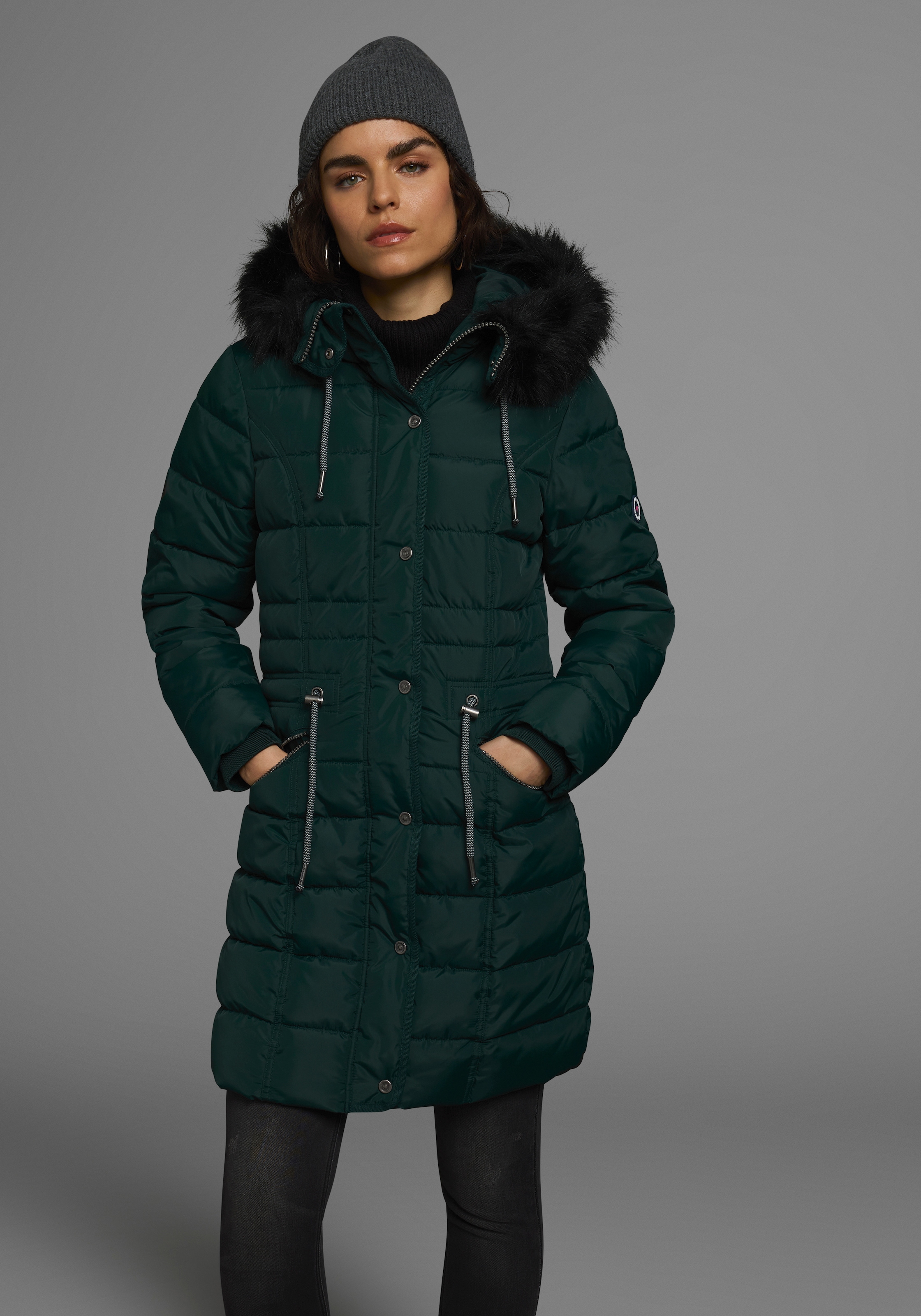 KangaROOS Steppjacke, mit Kapuze, figurbetonter Schnitt, mit Reißverschlusstaschen