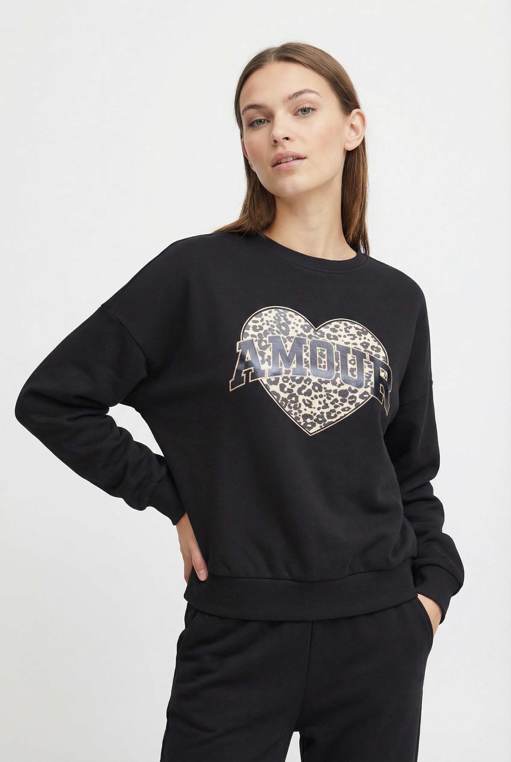 ONLY Sweatshirt "ONLLAUREN L/S LEO O-NECK CC SWT"