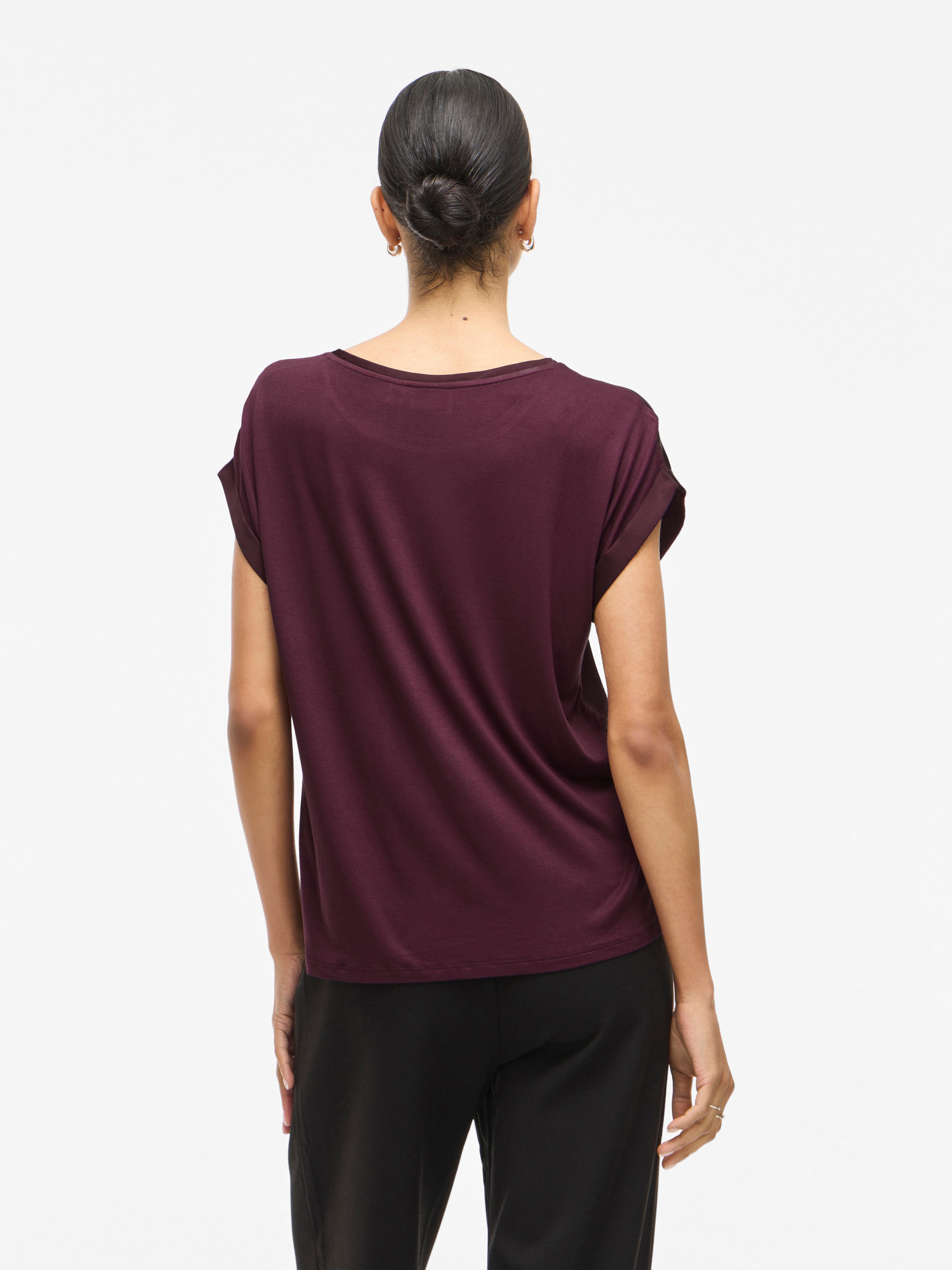 Vila Kurzarmshirt "VIELLETTE S/S SATIN TOP - NOOS", Satin Optik günstig online kaufen