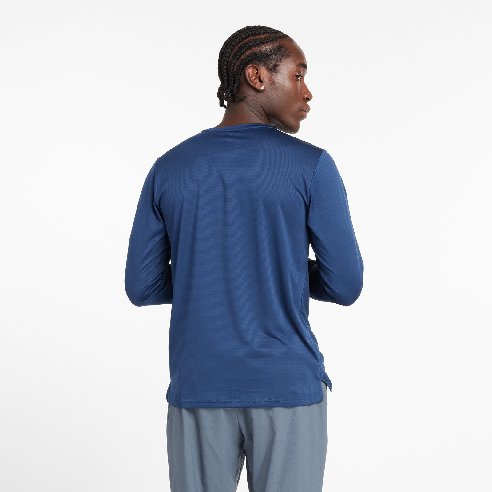 New Balance Laufshirt »Sport Essentials Long Sleeve«, mit Label