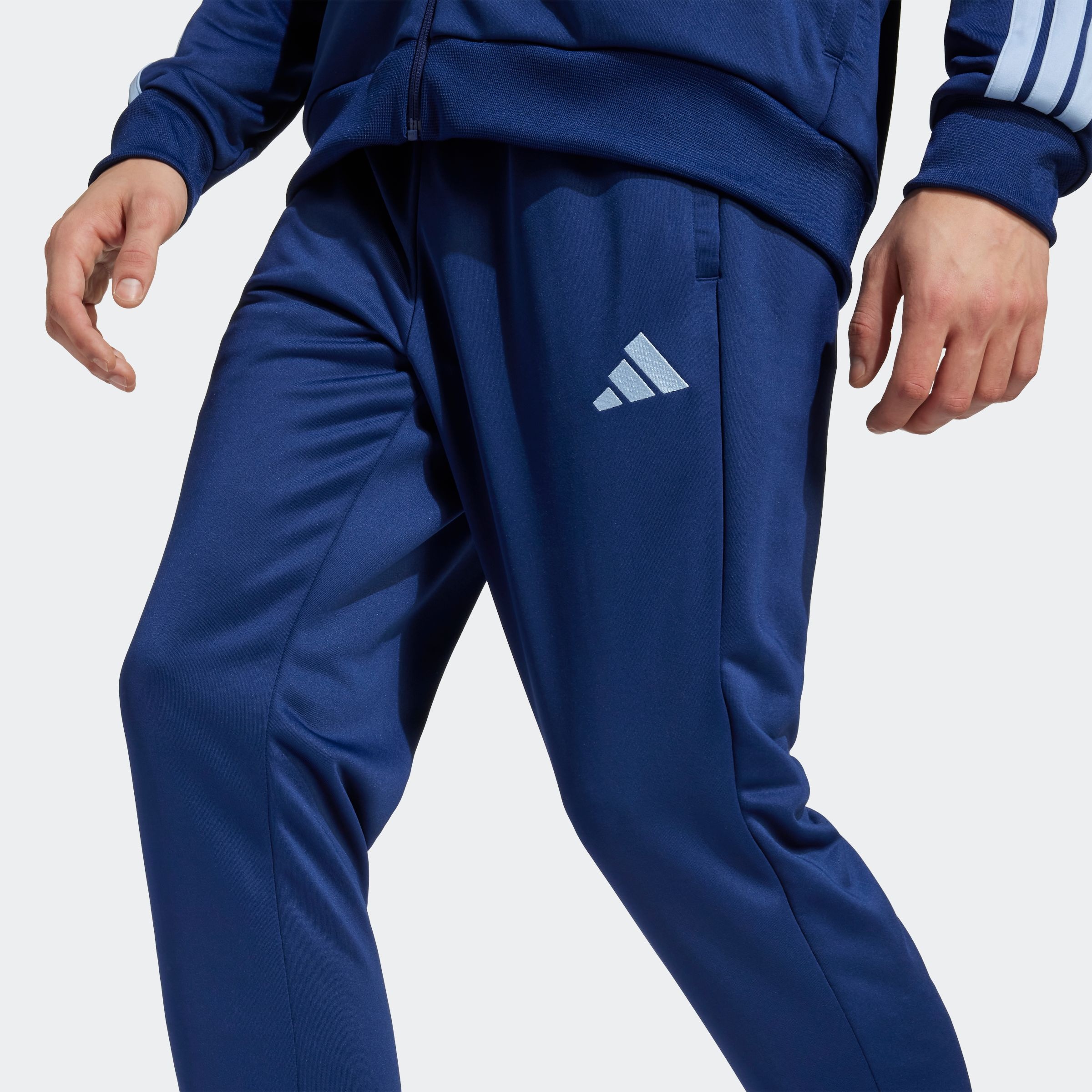 adidas Sportswear Trainingsanzug »M 3S FT TT TS«, (2 tlg.), drei Streifen Tracksuit aus weichem French-Terry-Material