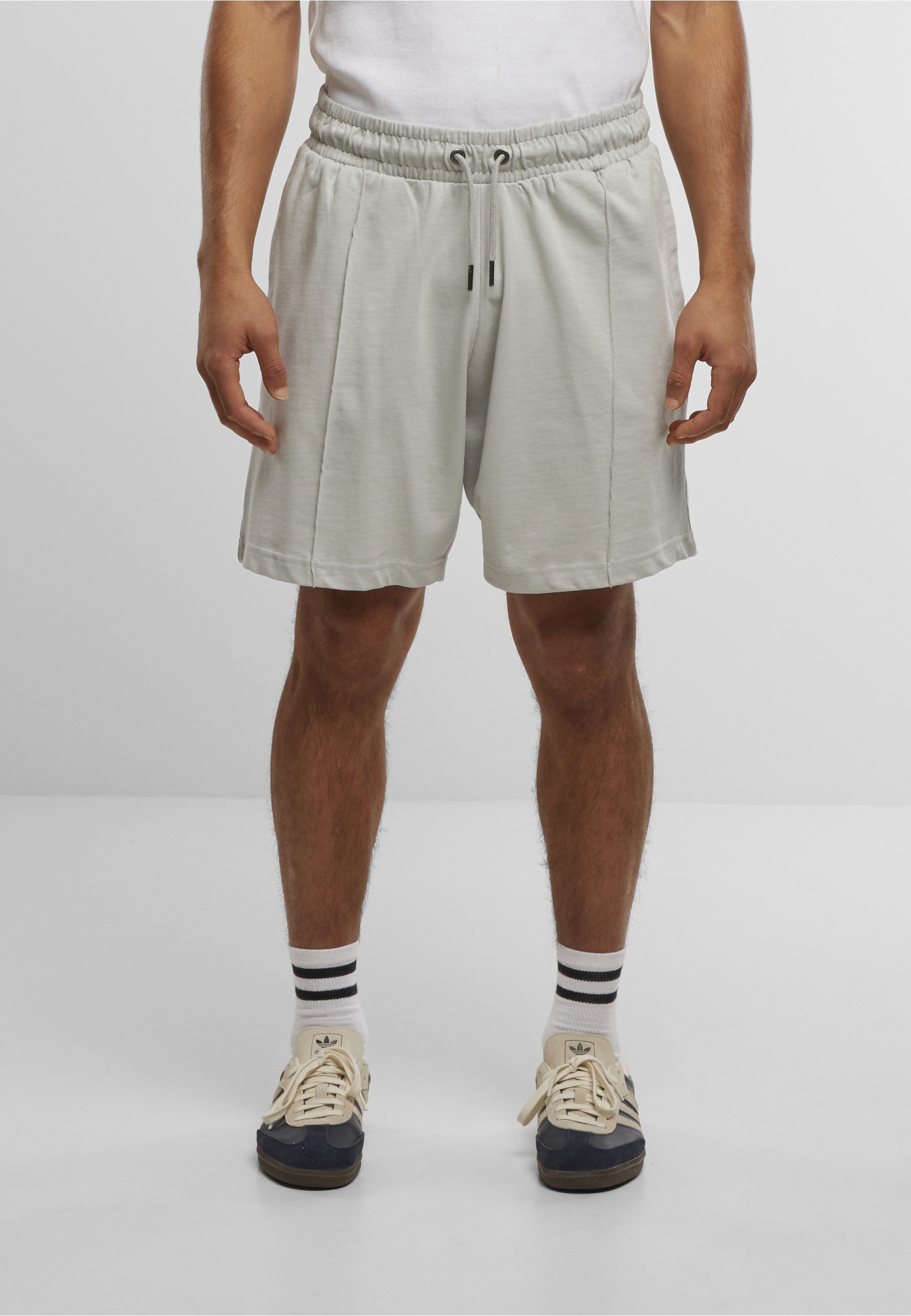 URBAN CLASSICS Sweatshorts »Urban Classics Heavy Jersey Pintuck Track Shorts«