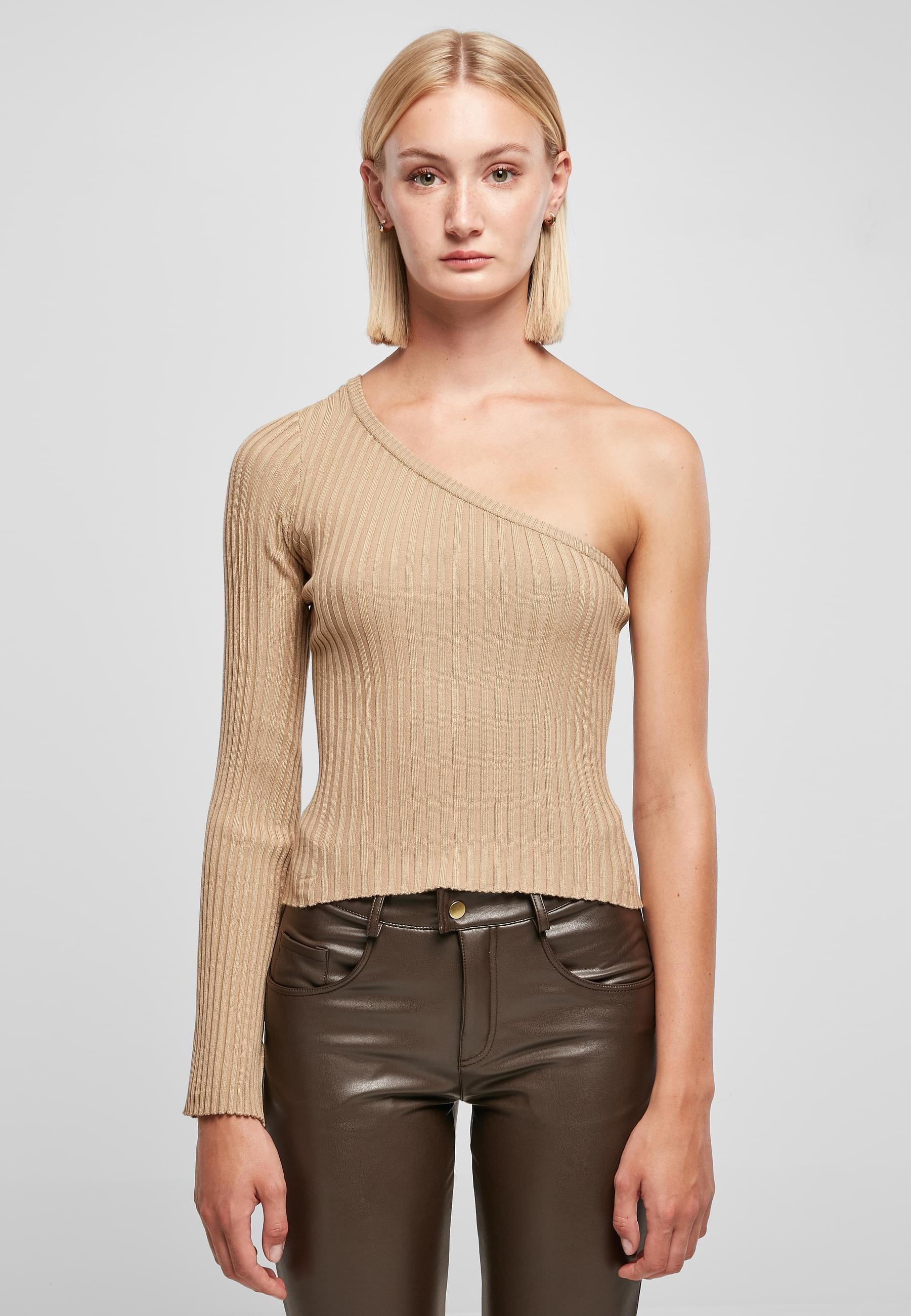 URBAN CLASSICS Rundhalspullover »Urban Classics Damen Ladies Short Rib Knit One Sleeve Sweater«, (1 tlg.)